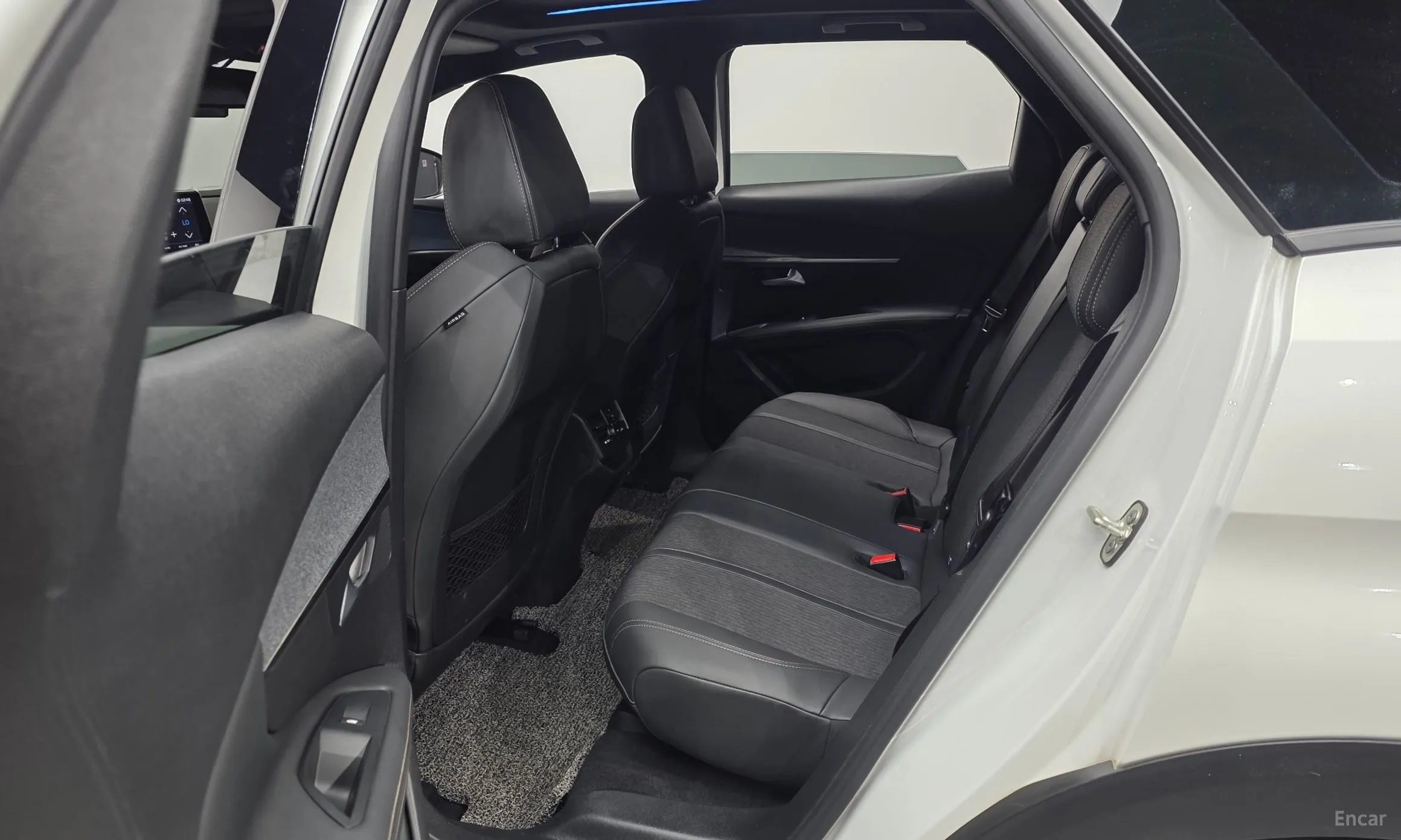 Peugeot 3008 2nd generation превью 12