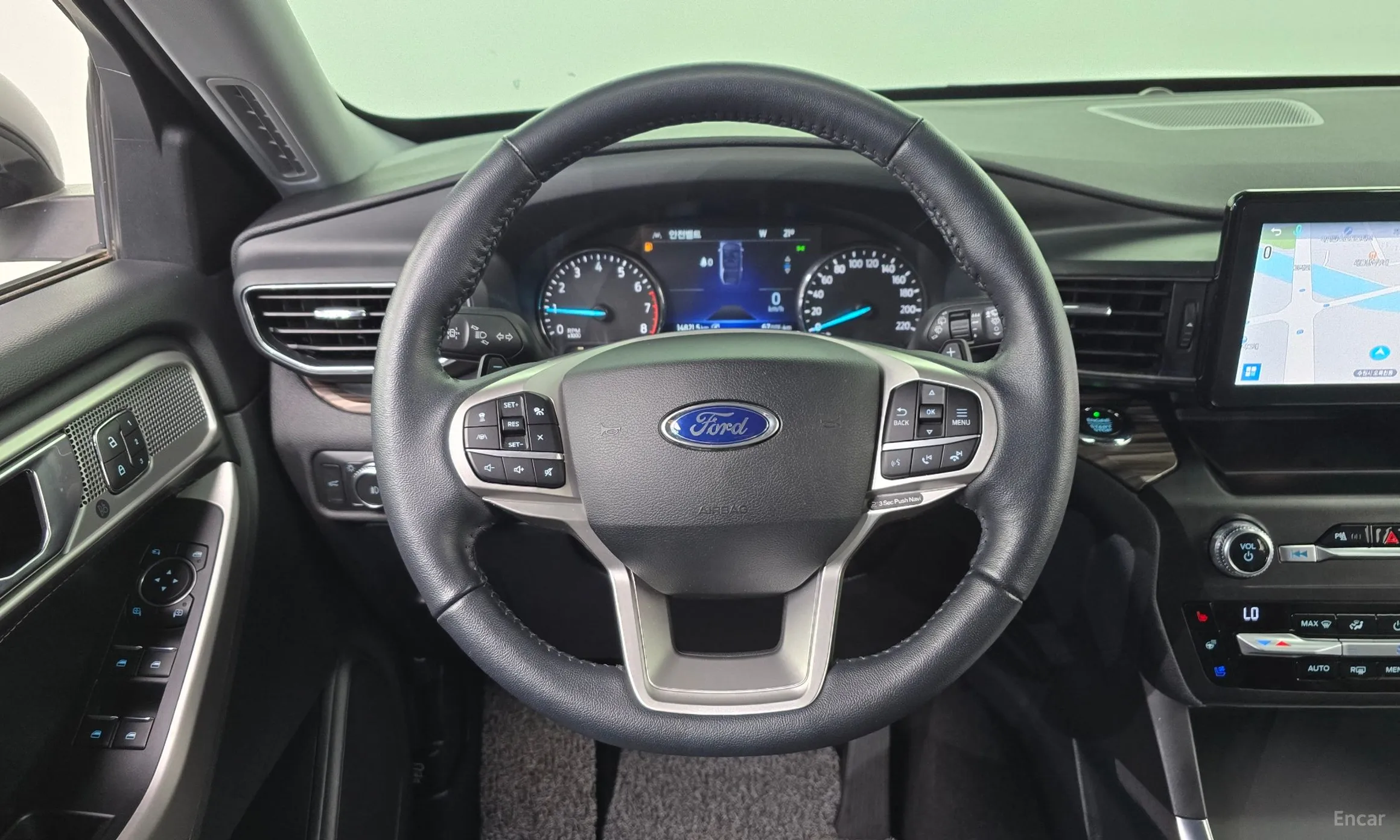 Ford Explorer 6th Generation превью 12