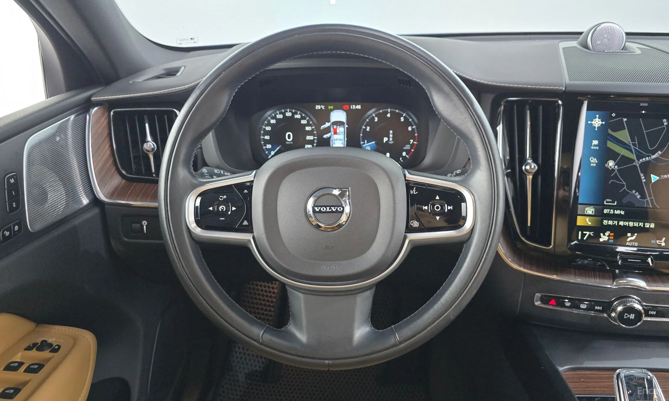 Volvo XC60 Gen 2 превью 14