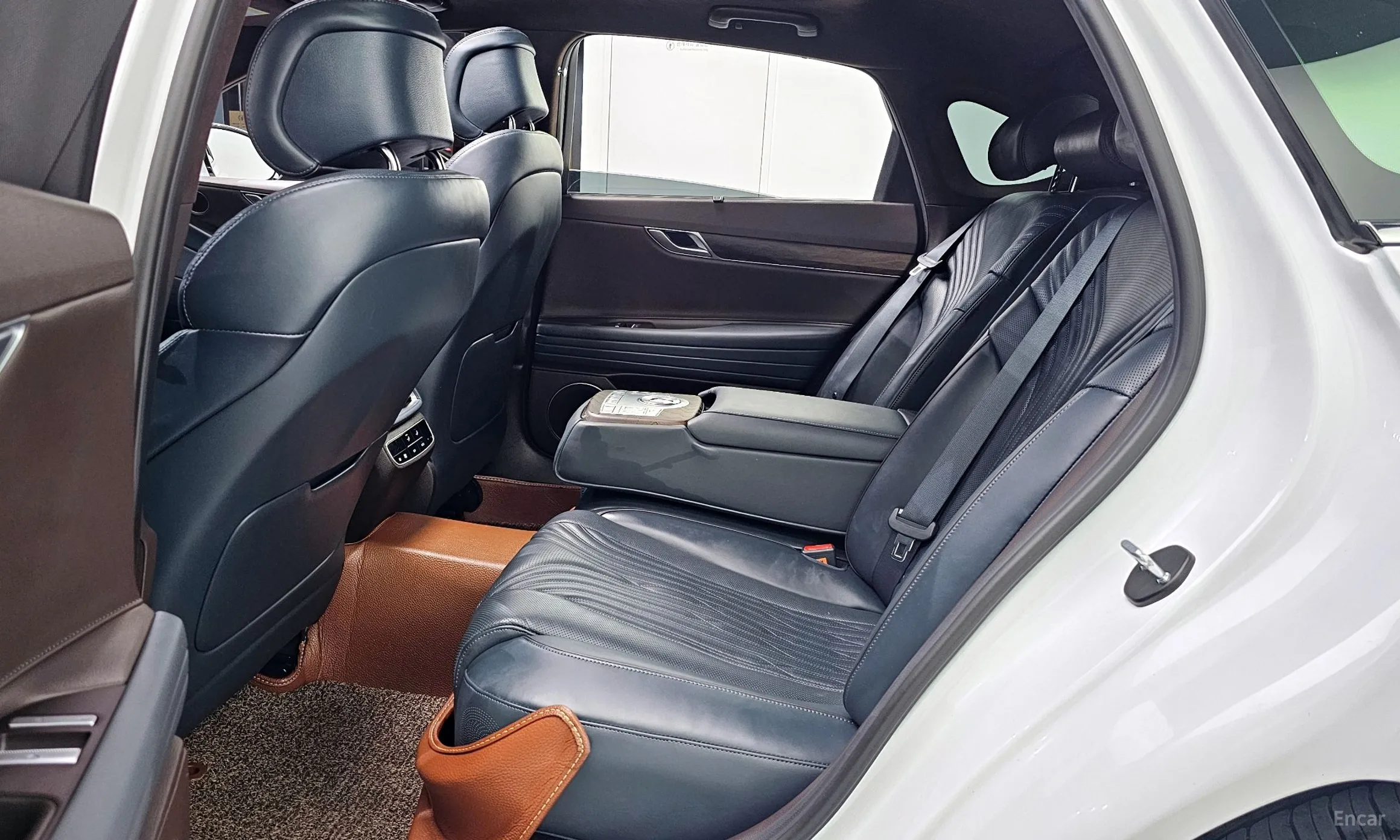 Genesis G80 (RG3) превью 12