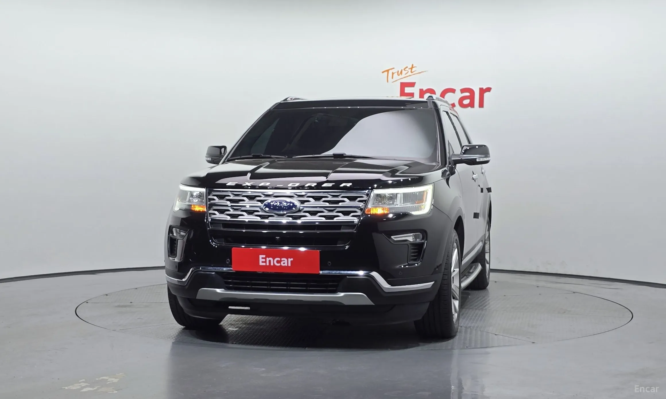 Ford Explorer превью 3