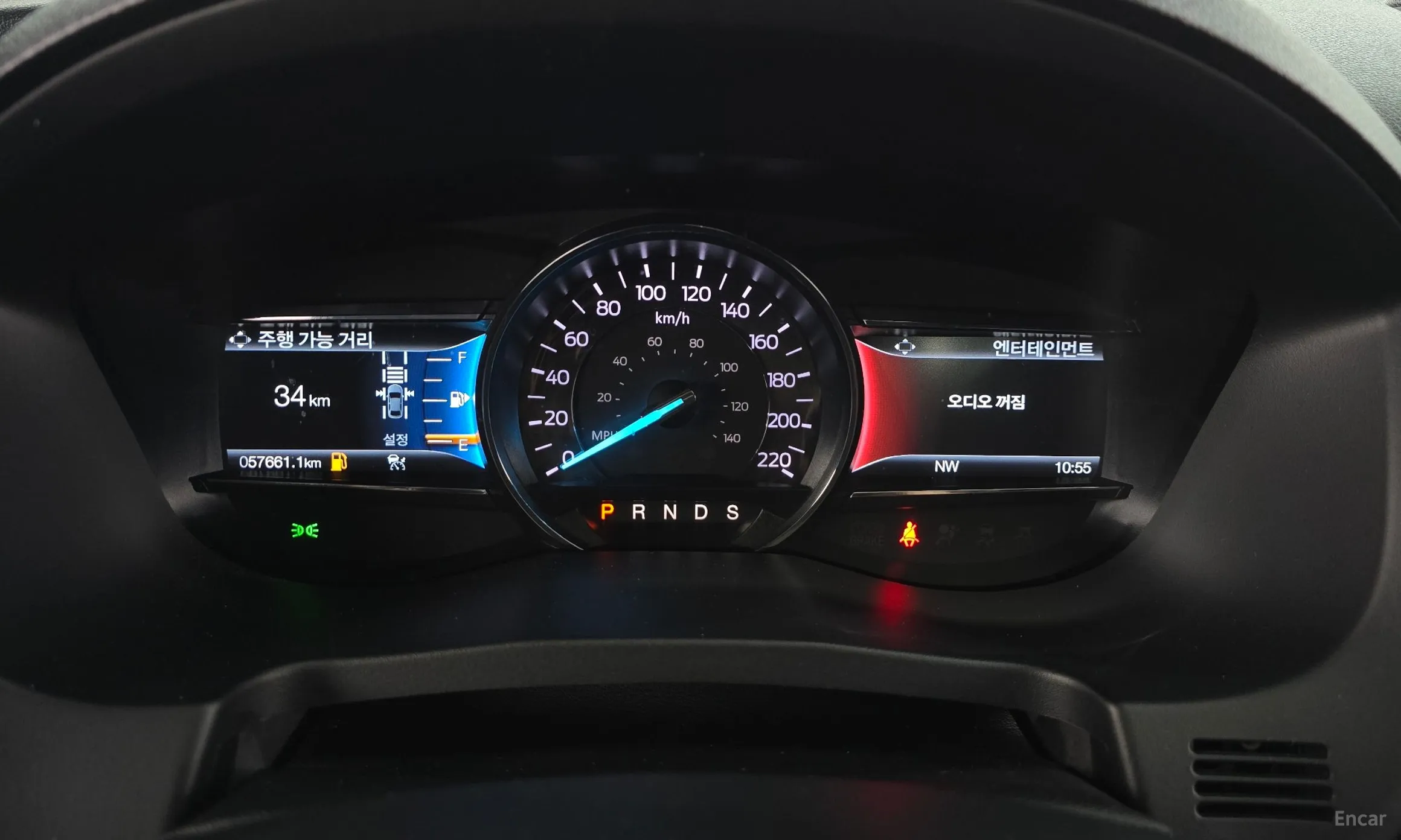 Ford Explorer превью 8