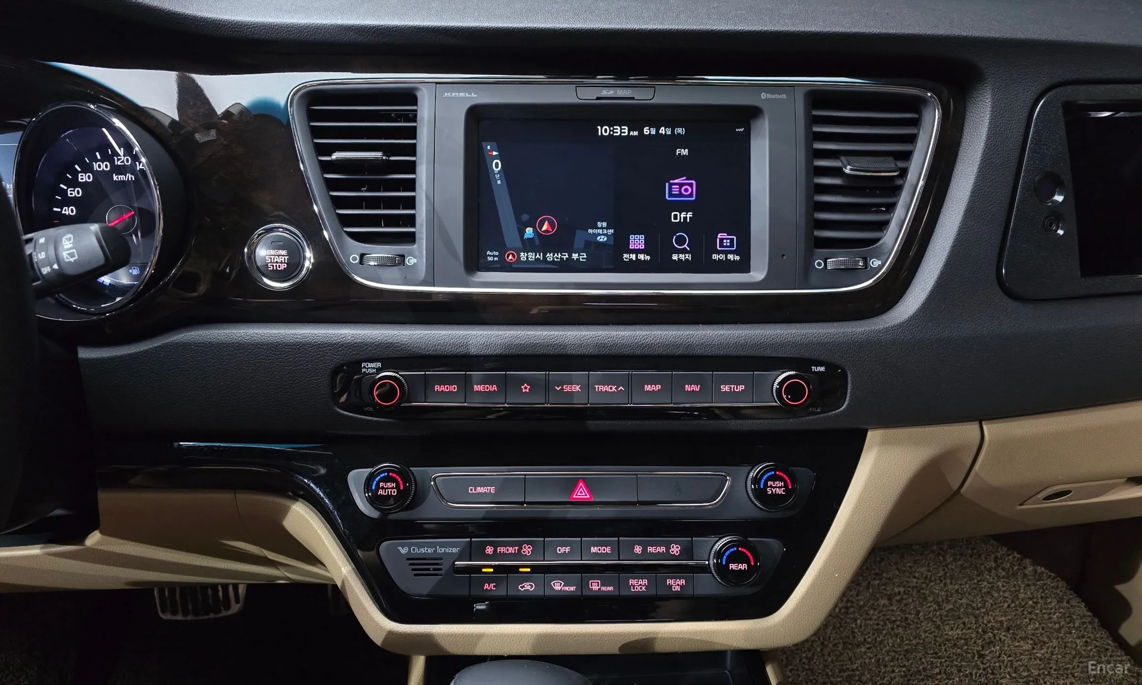 Kia Carnival превью 14