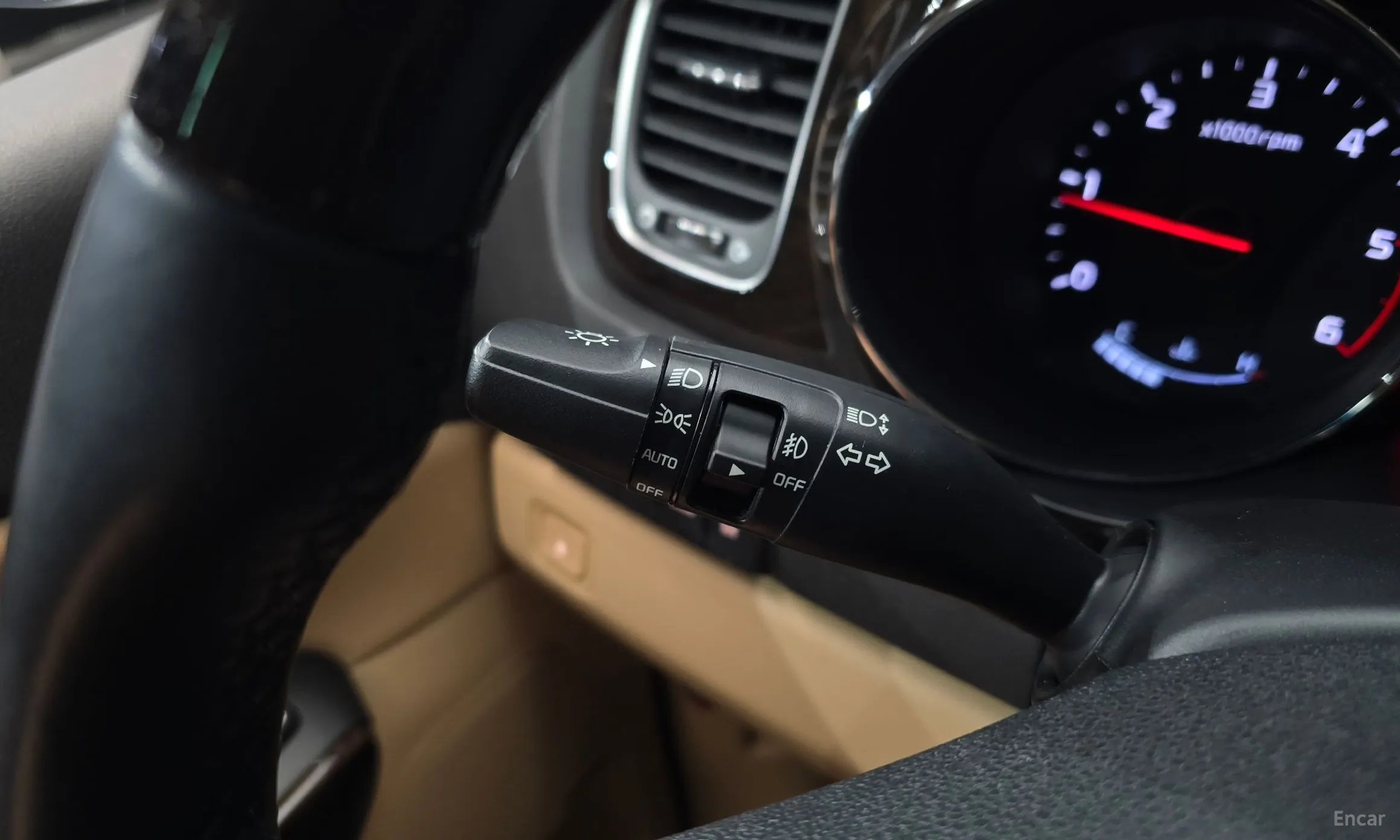 Kia Carnival превью 16