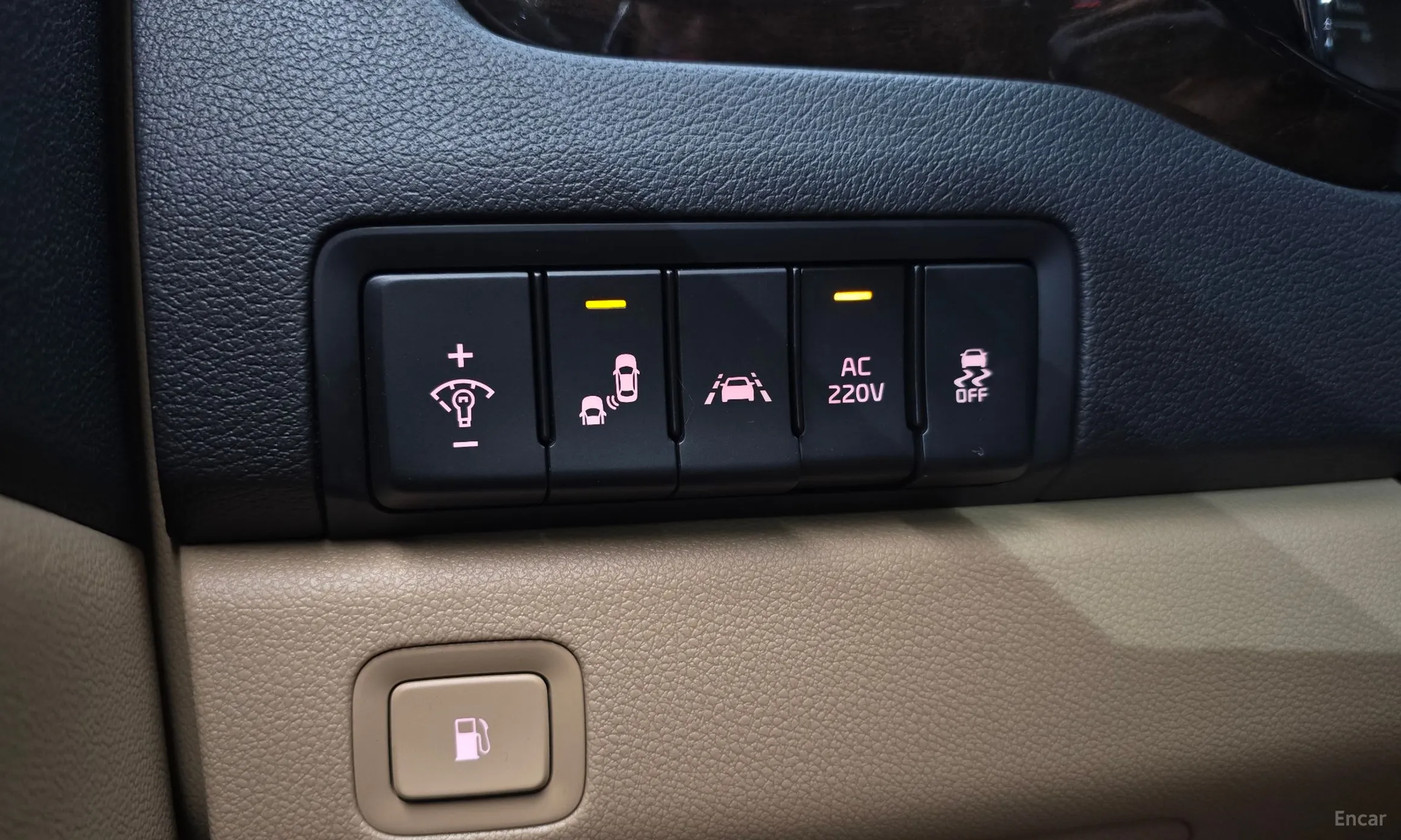 Kia Carnival превью 17