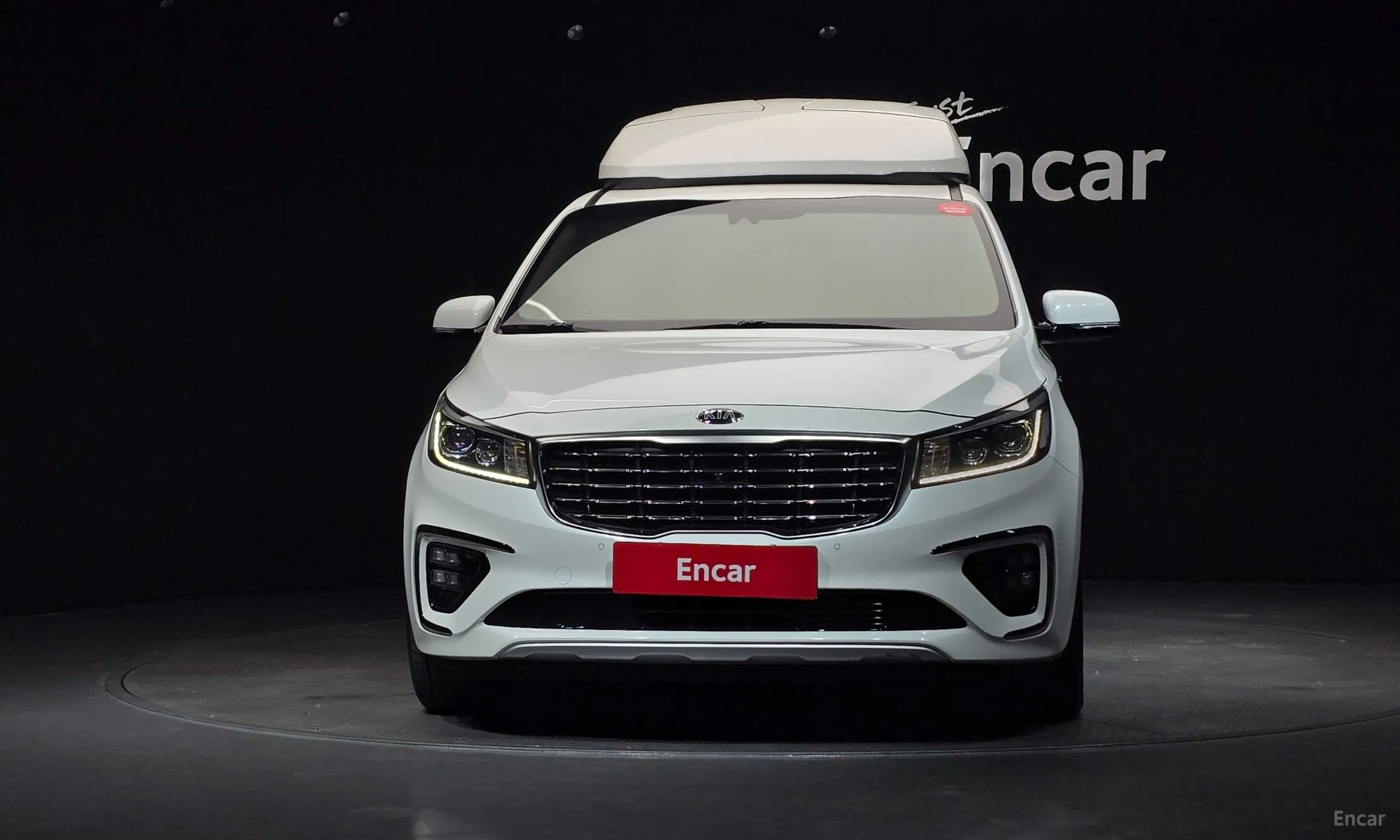 Kia Carnival превью 3