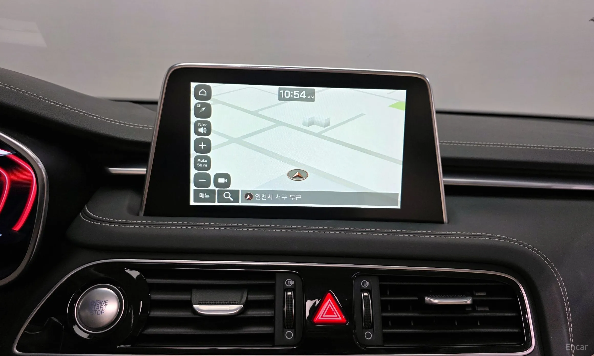 Genesis G70 превью 14