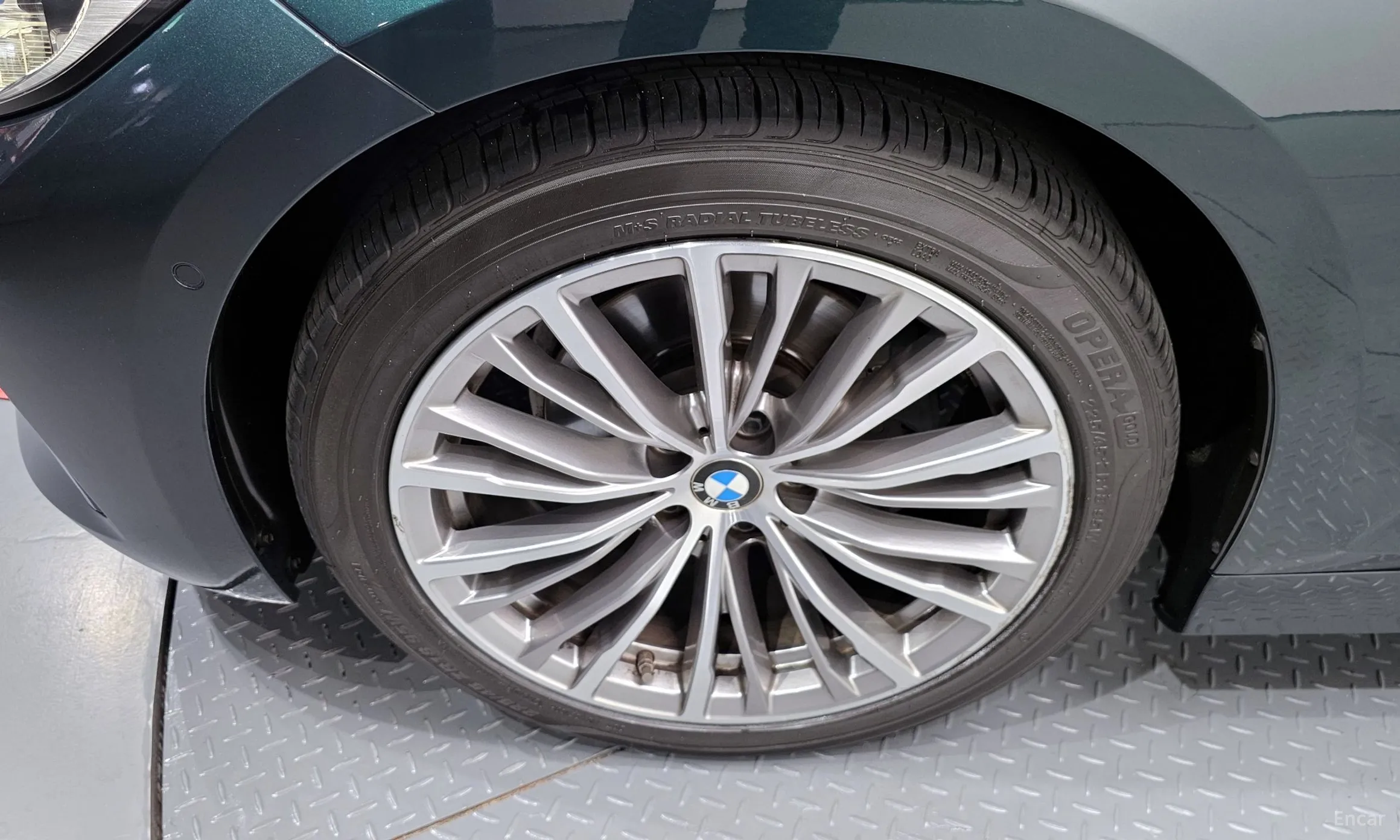 BMW 3 Series (G20) превью 5
