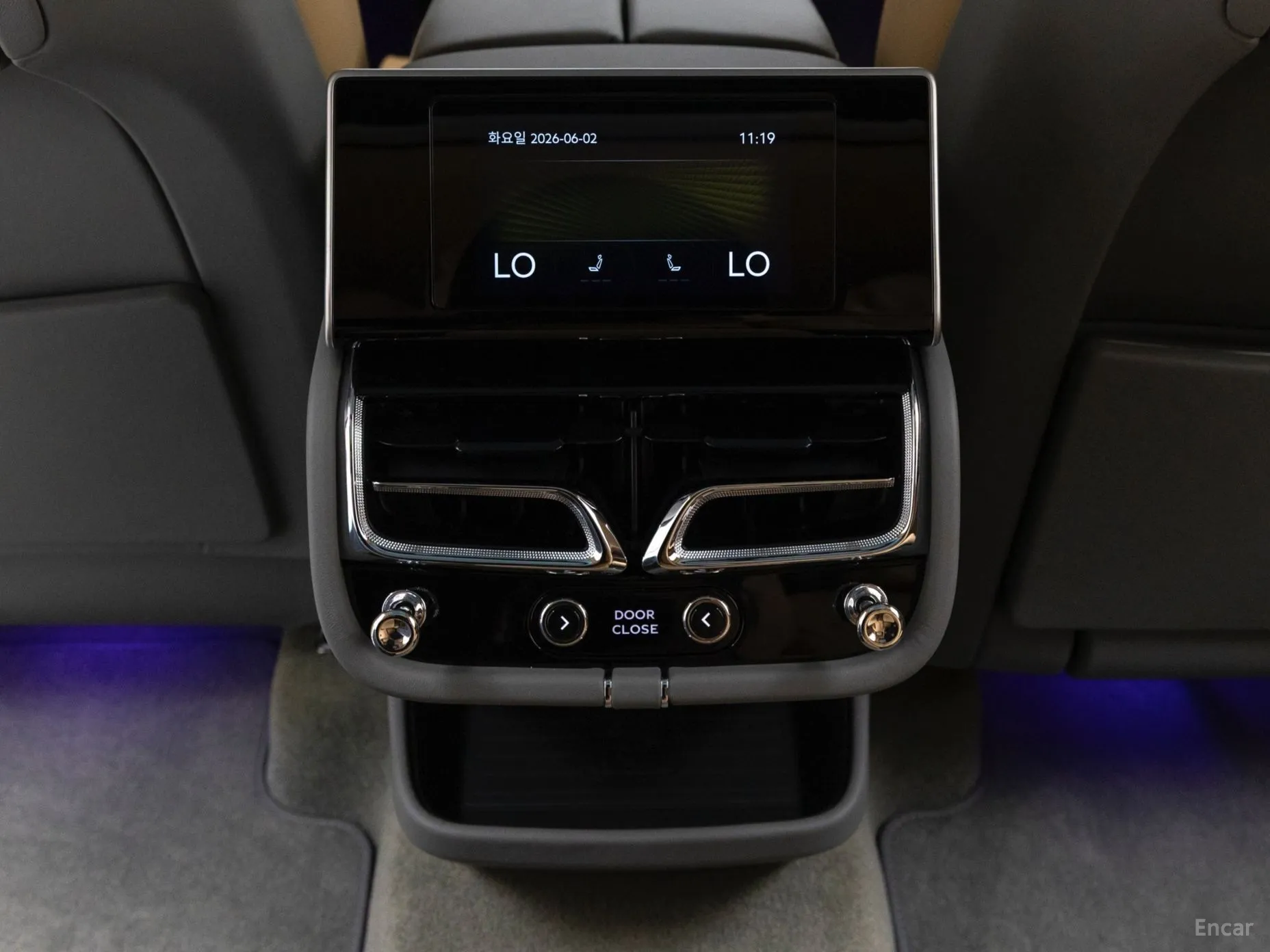 Bentley Bentayga превью 19