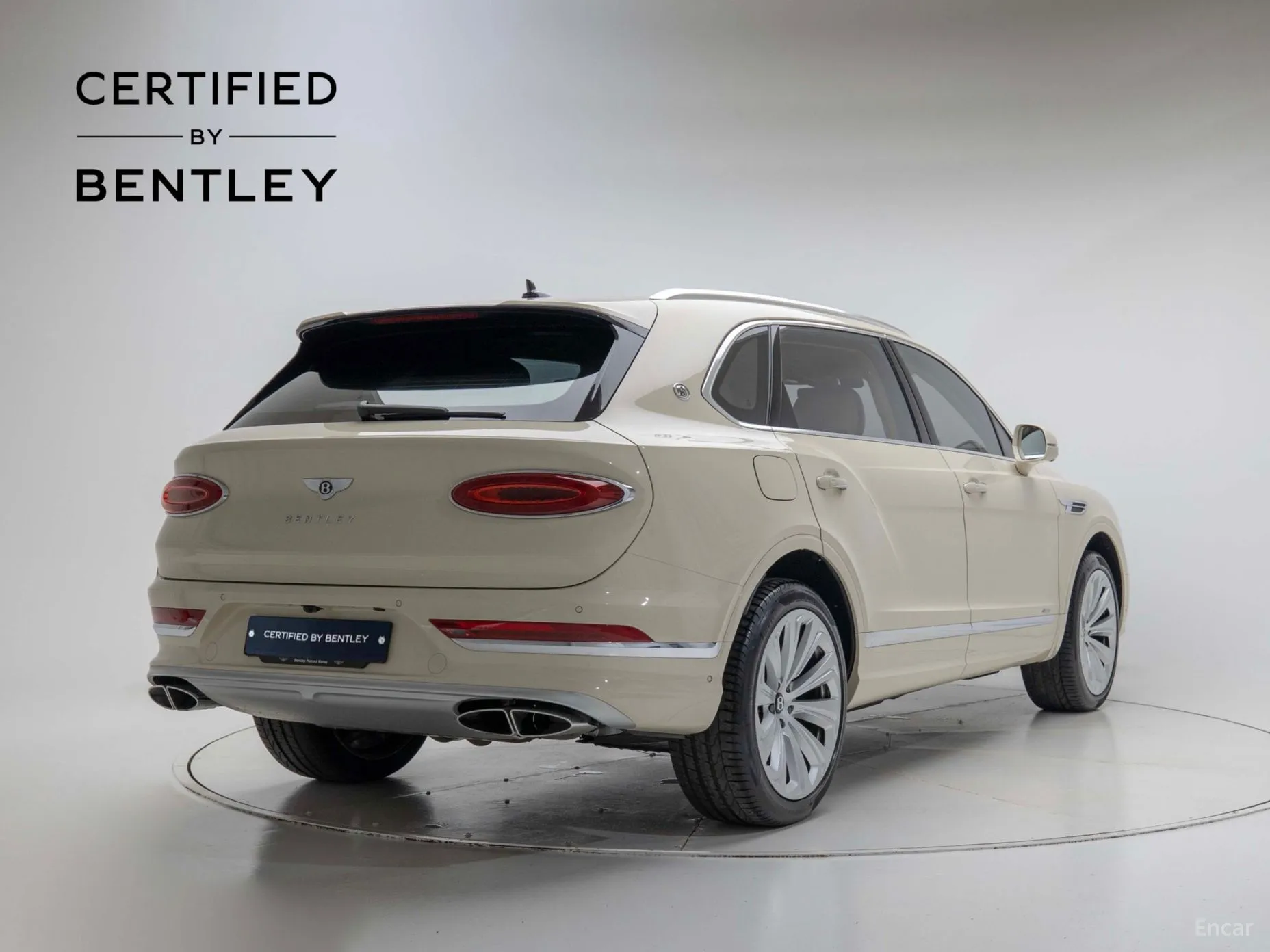 Bentley Bentayga превью 4