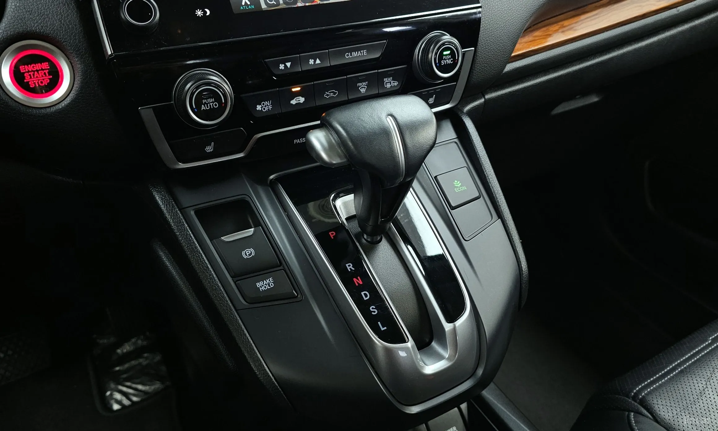 Honda CR-V 5th generation превью 9