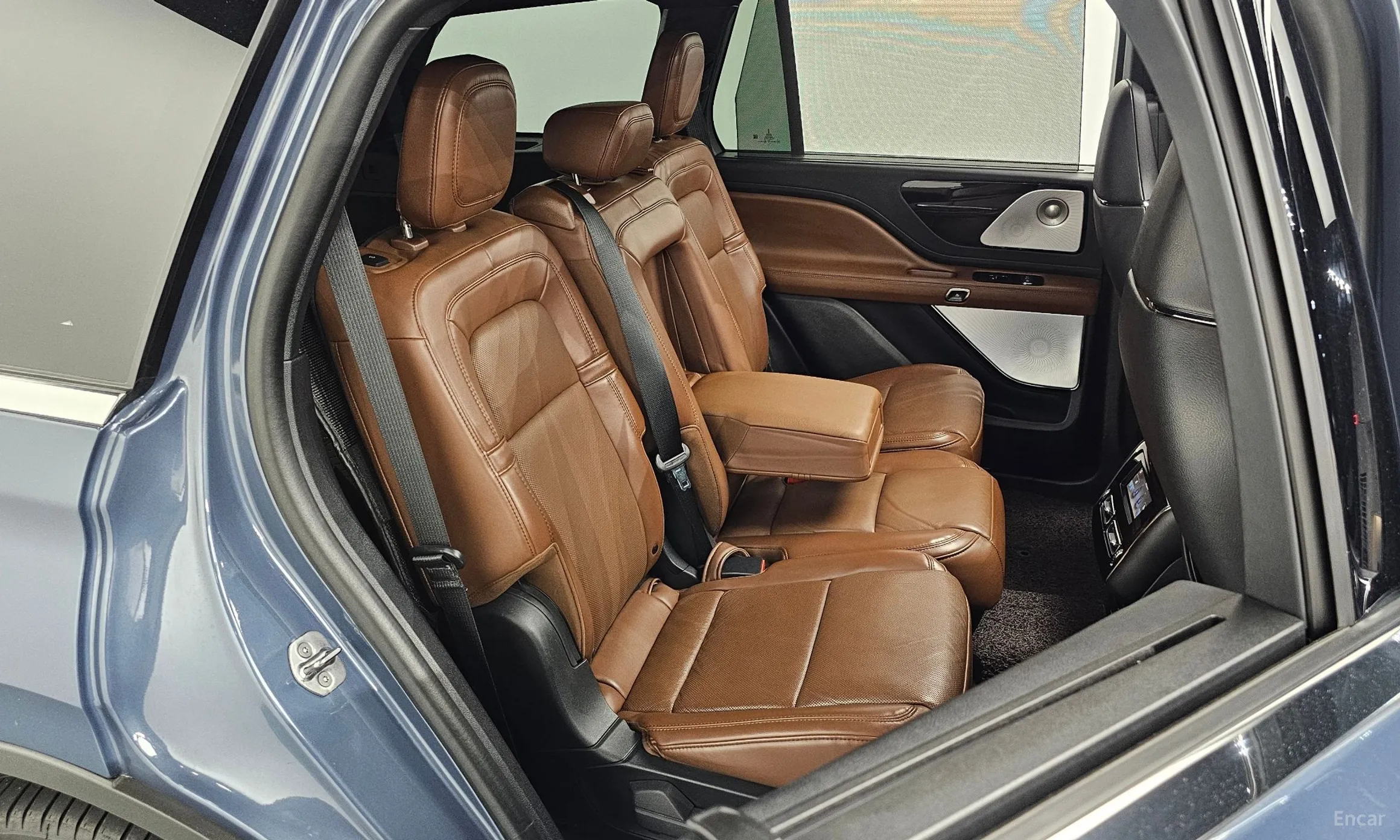 Lincoln Aviator 2nd Generation превью 11