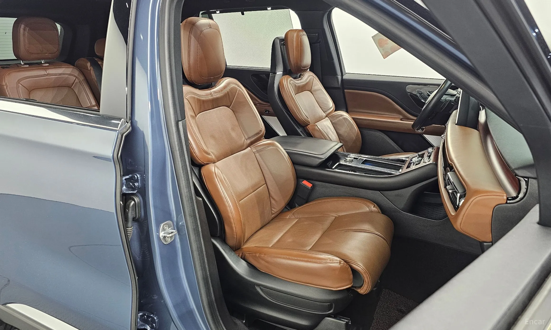 Lincoln Aviator 2nd Generation превью 12