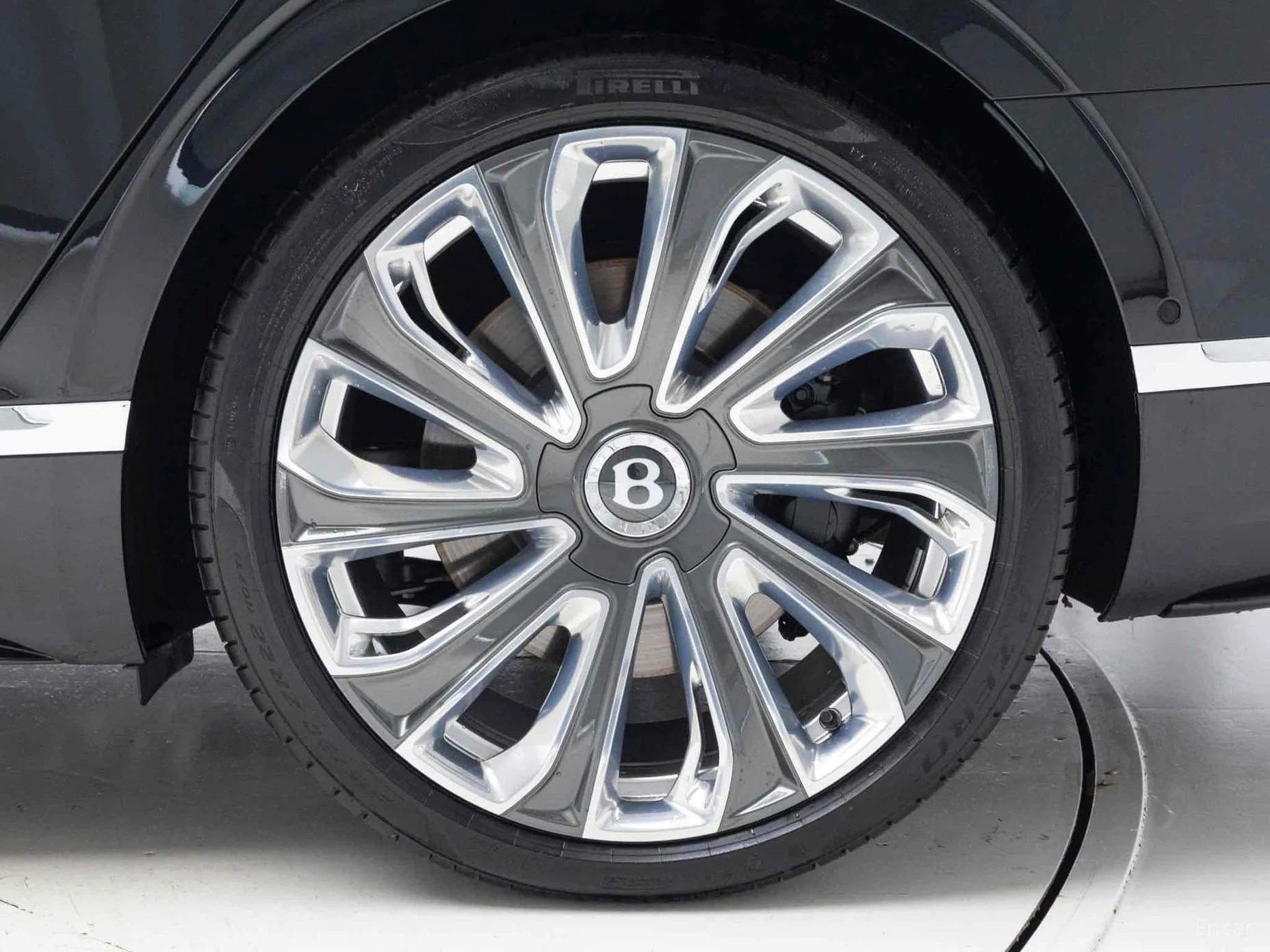 Bentley Flying Spur 4th Generation превью 5