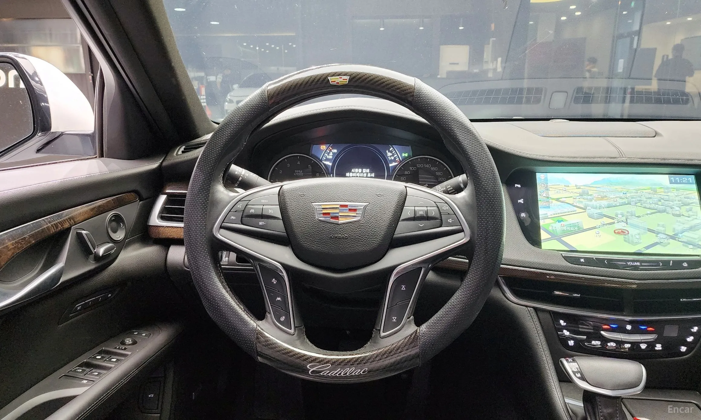 Cadillac CT6 превью 14