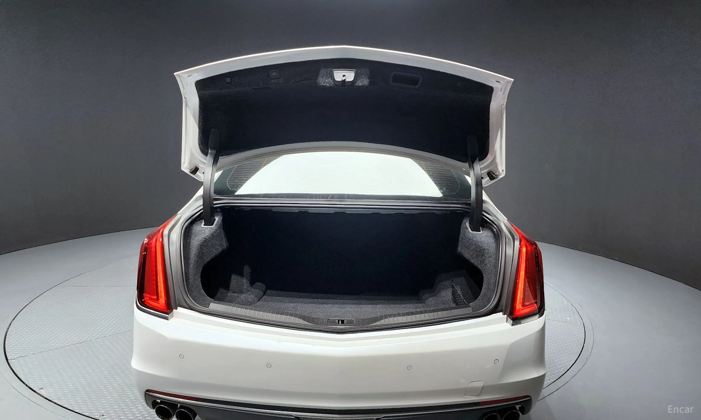 Cadillac CT6 превью 20