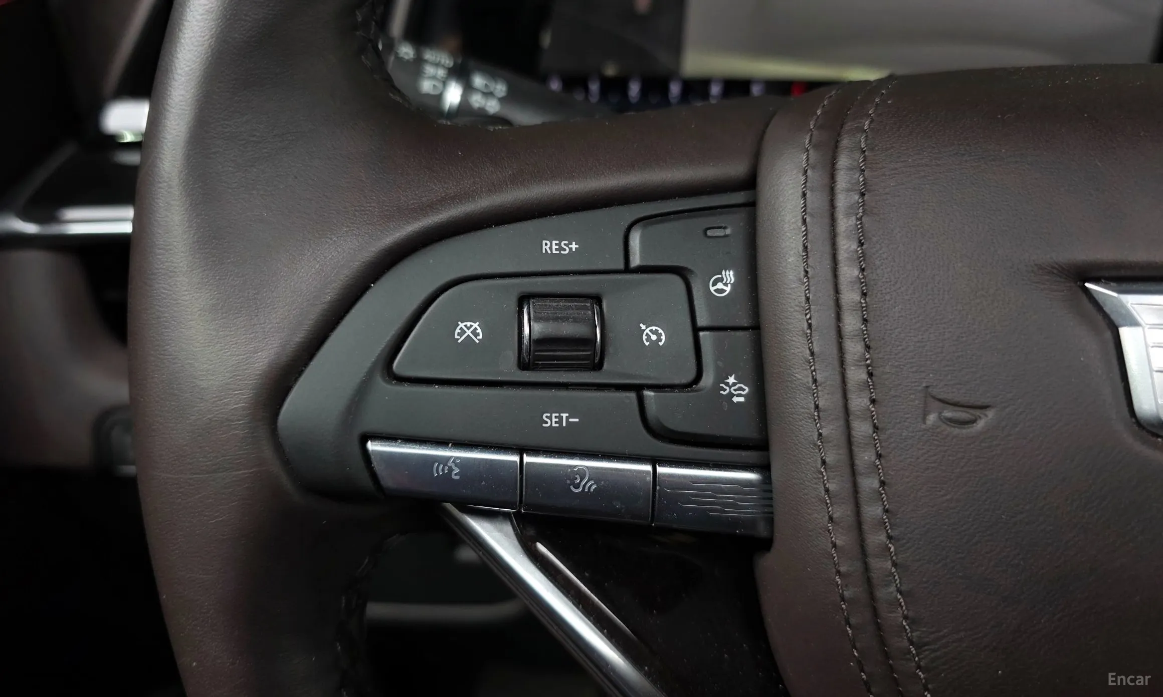 Cadillac Escalade 5th Generation превью 18