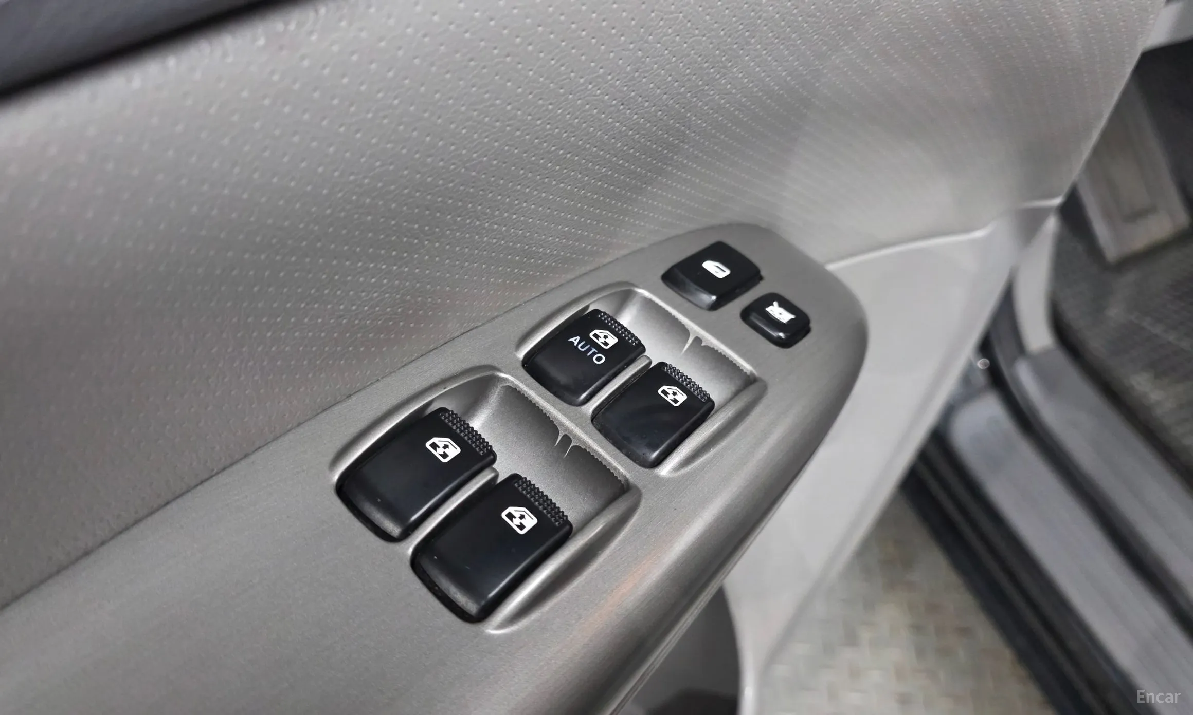 Kia Carnival R превью 13