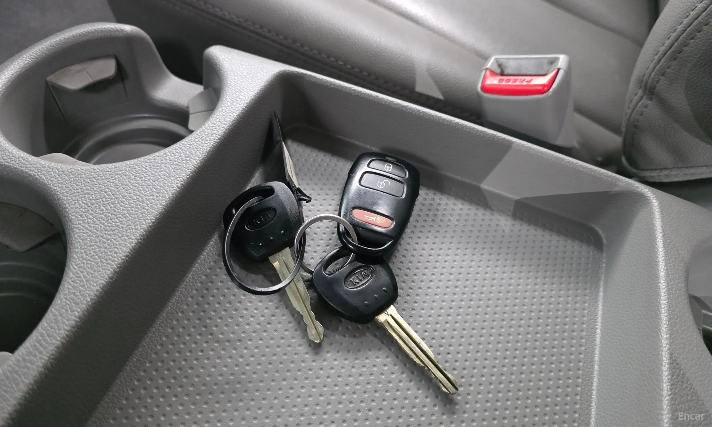 Kia Carnival R превью 19