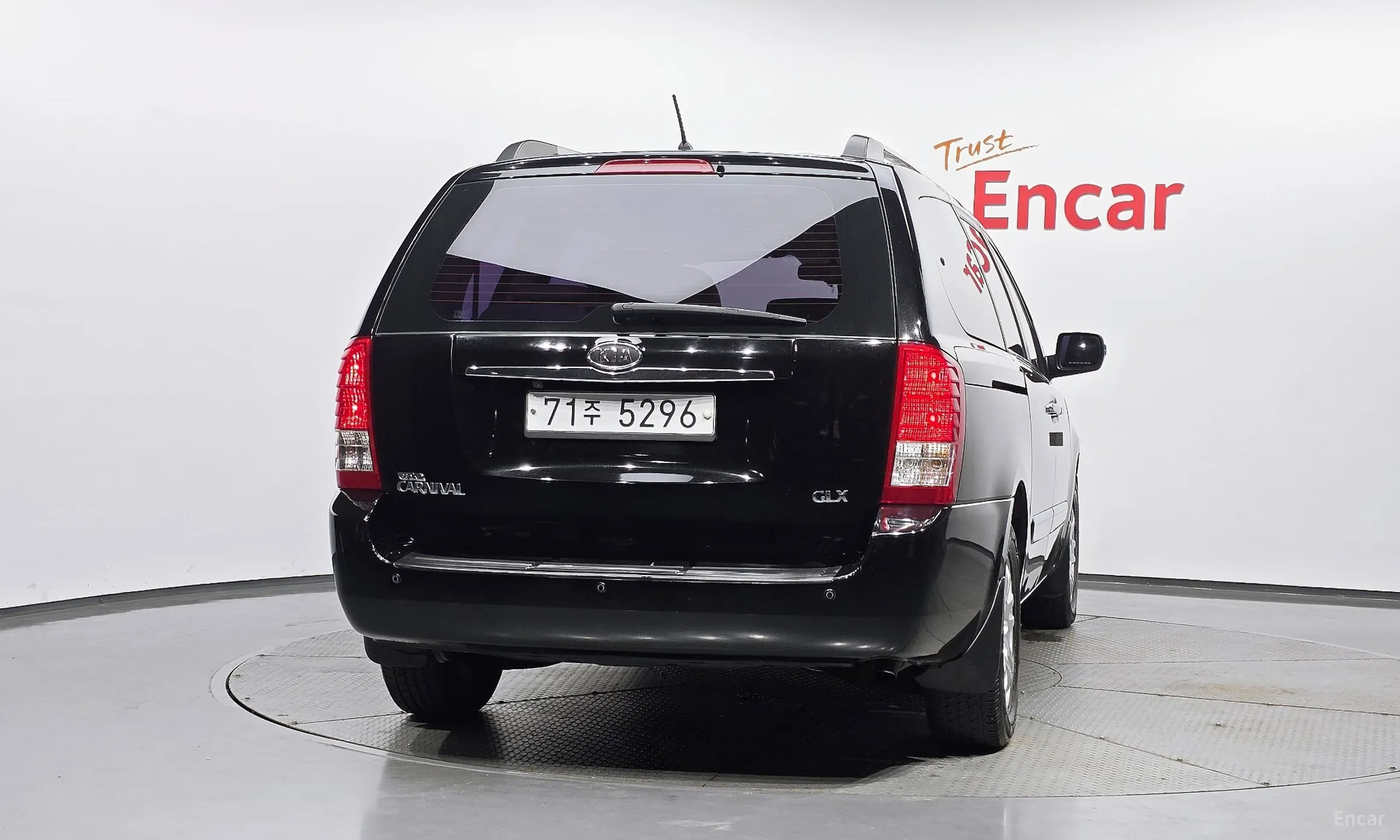 Kia Carnival R превью 4