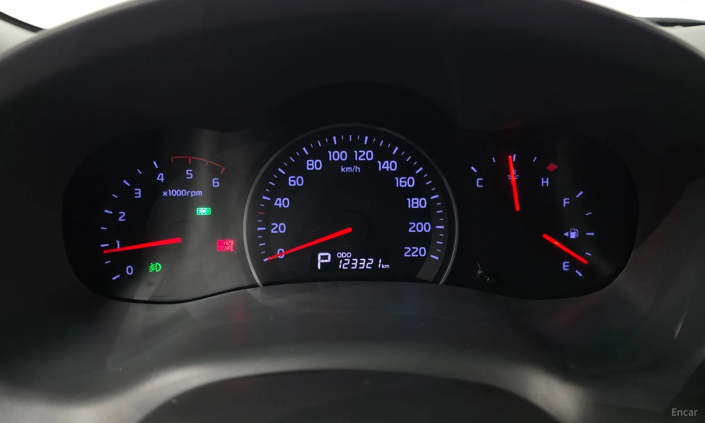 Kia Carnival R превью 8