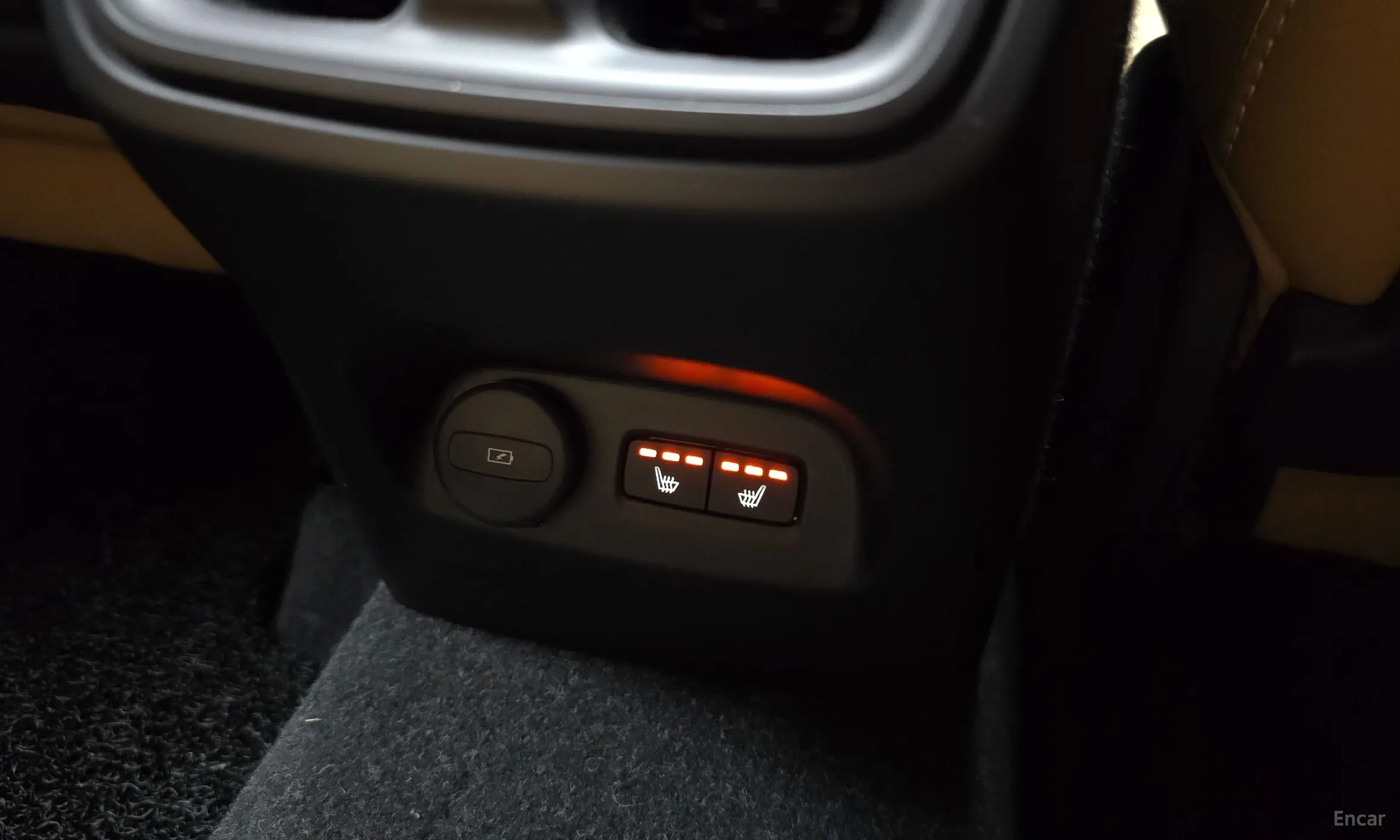 Volvo XC40 превью 13