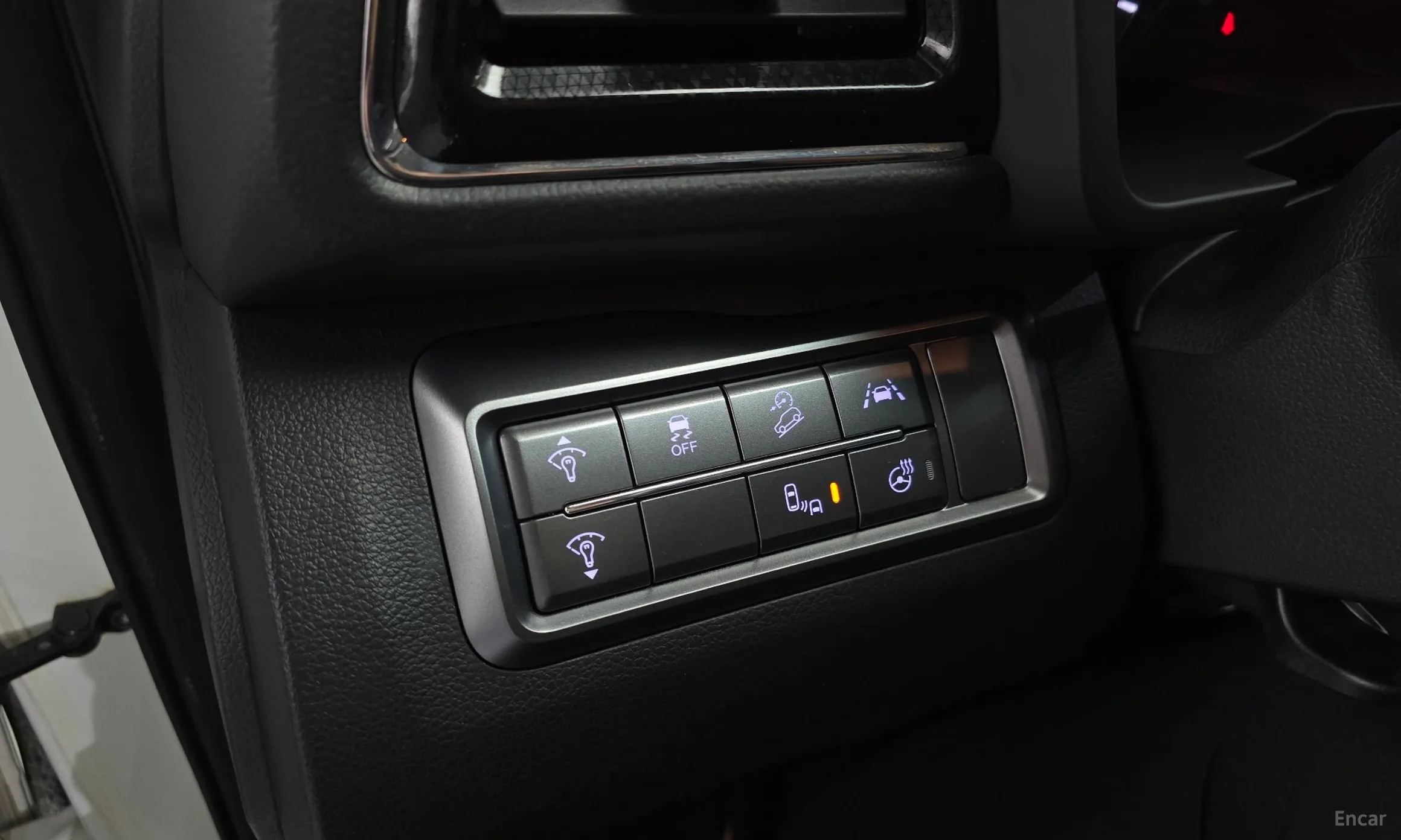 KG Mobility (SsangYong) Berry New Tivoli превью 19