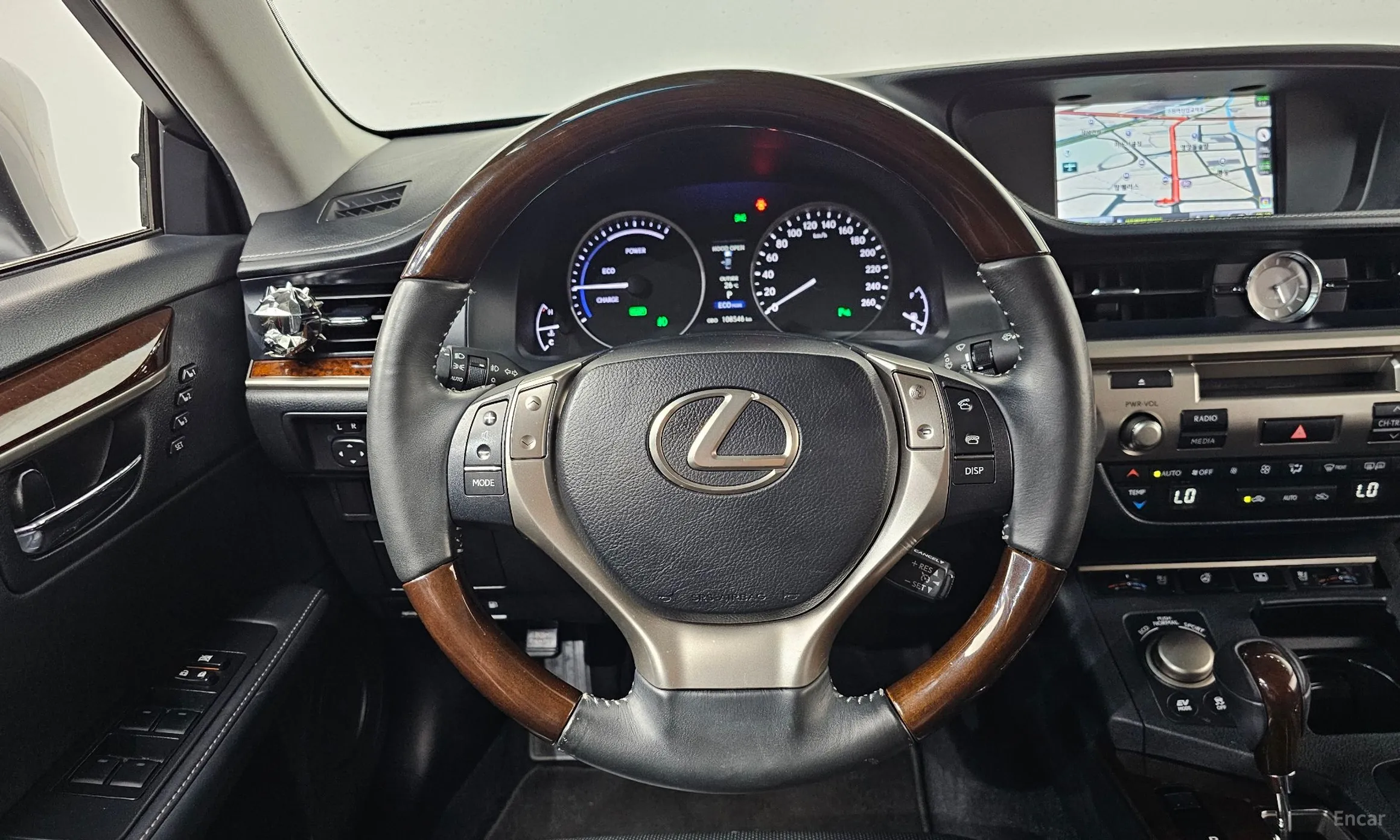 Lexus New ES300h превью 12