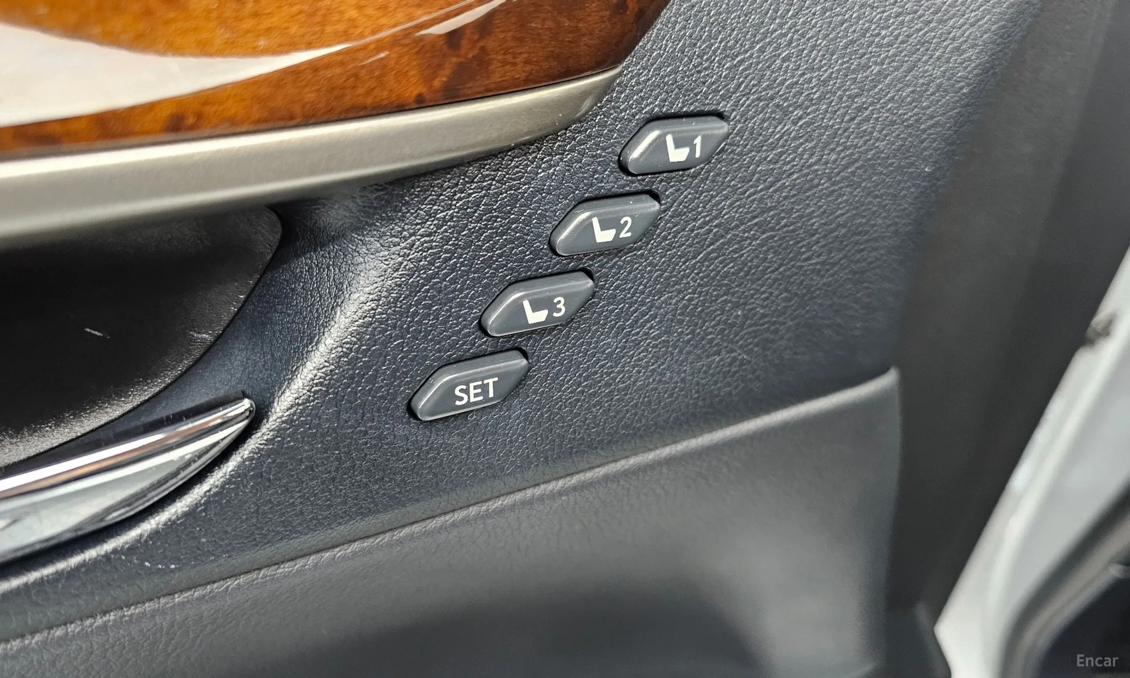 Lexus New ES300h превью 16
