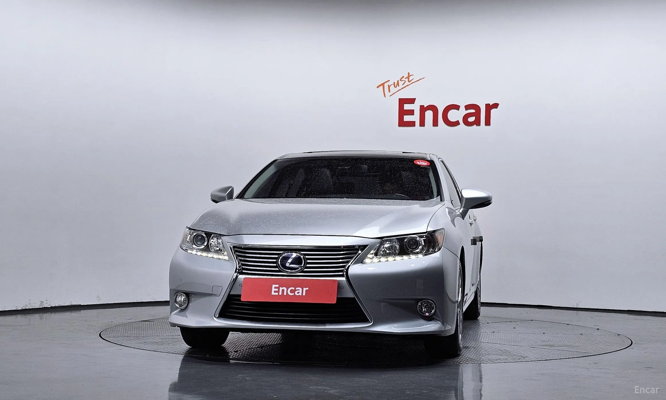 Lexus New ES300h превью 3
