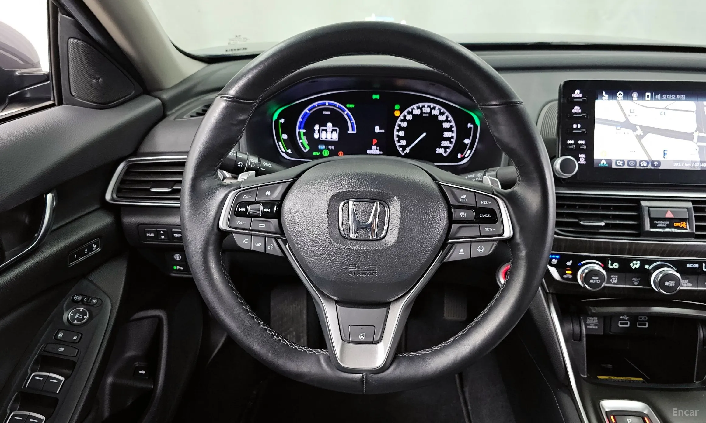 Honda Accord 10th Generation превью 13