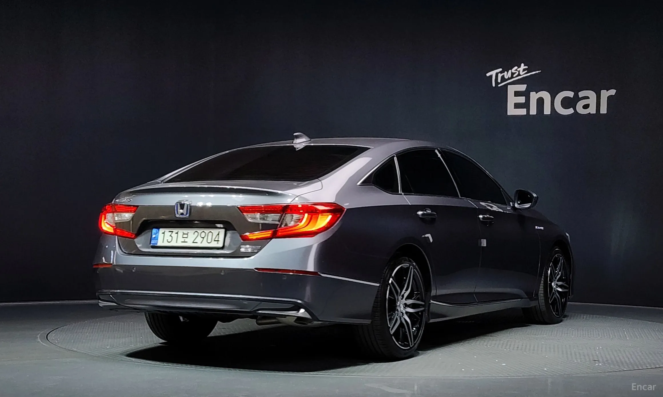 Honda Accord 10th Generation превью 2