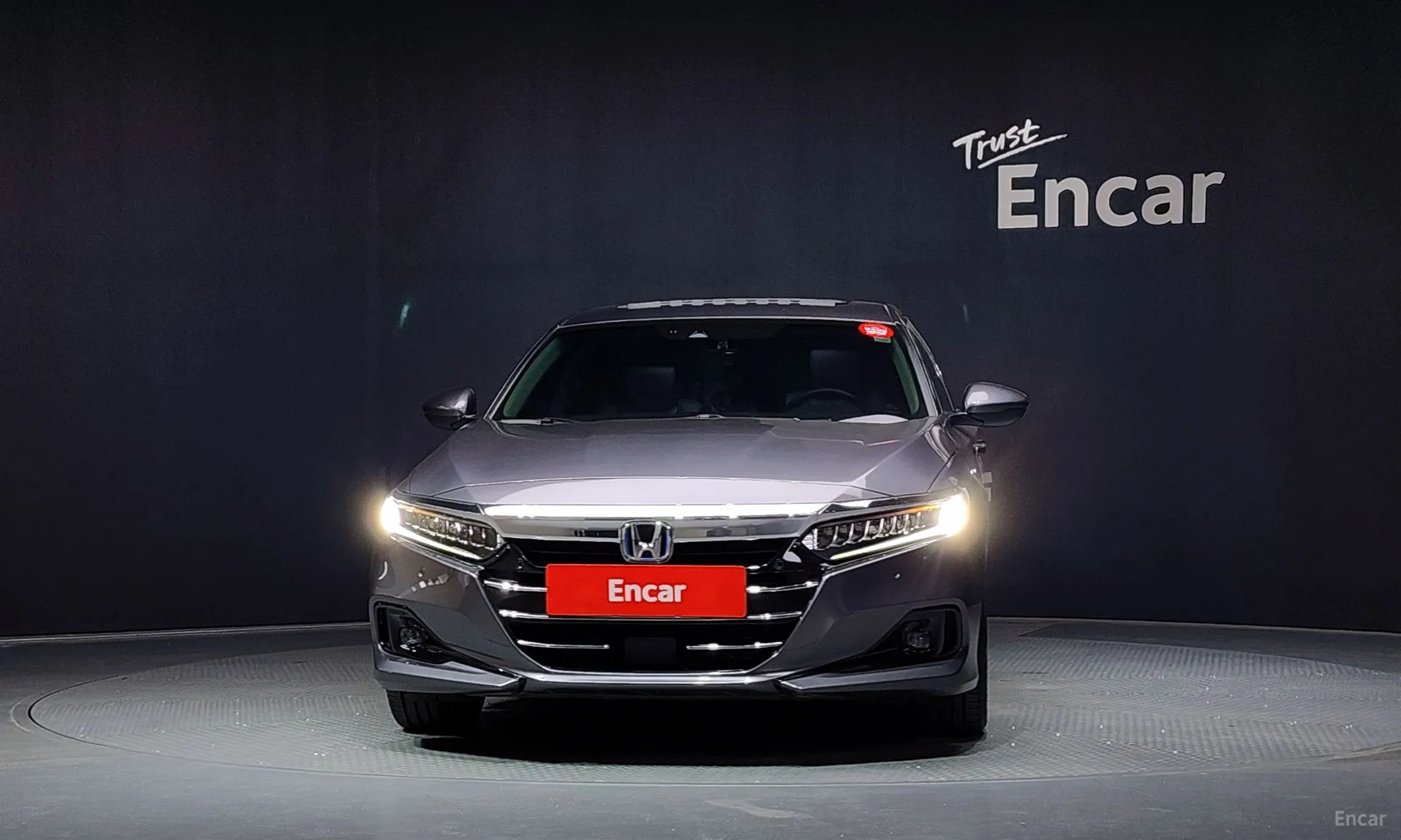 Honda Accord 10th Generation превью 3