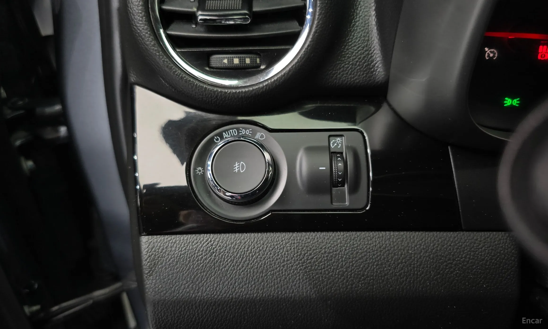 Chevrolet (GM Daewoo) Orlando превью 17