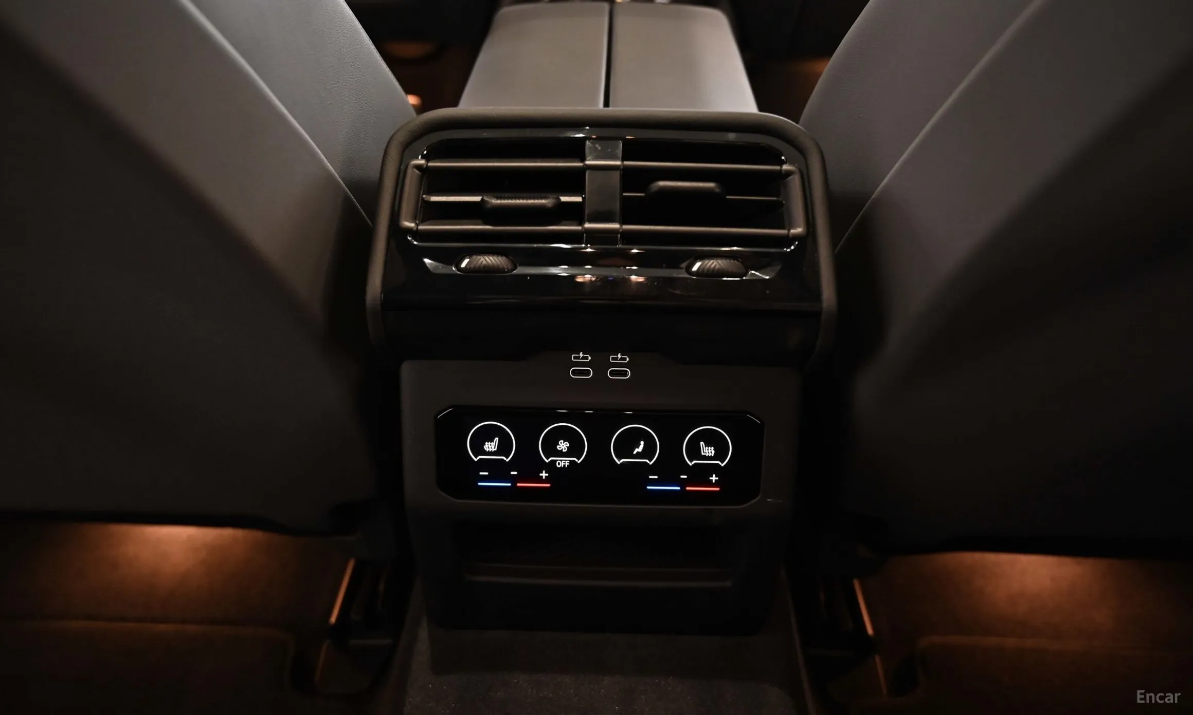 BMW 5 Series (G60) превью 17