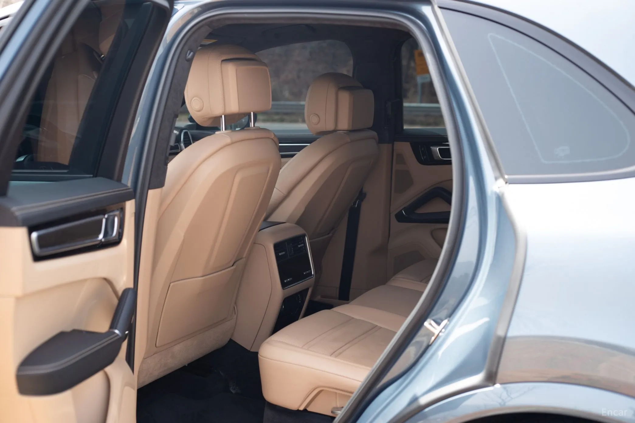 Porsche Cayenne (PO536) превью 9
