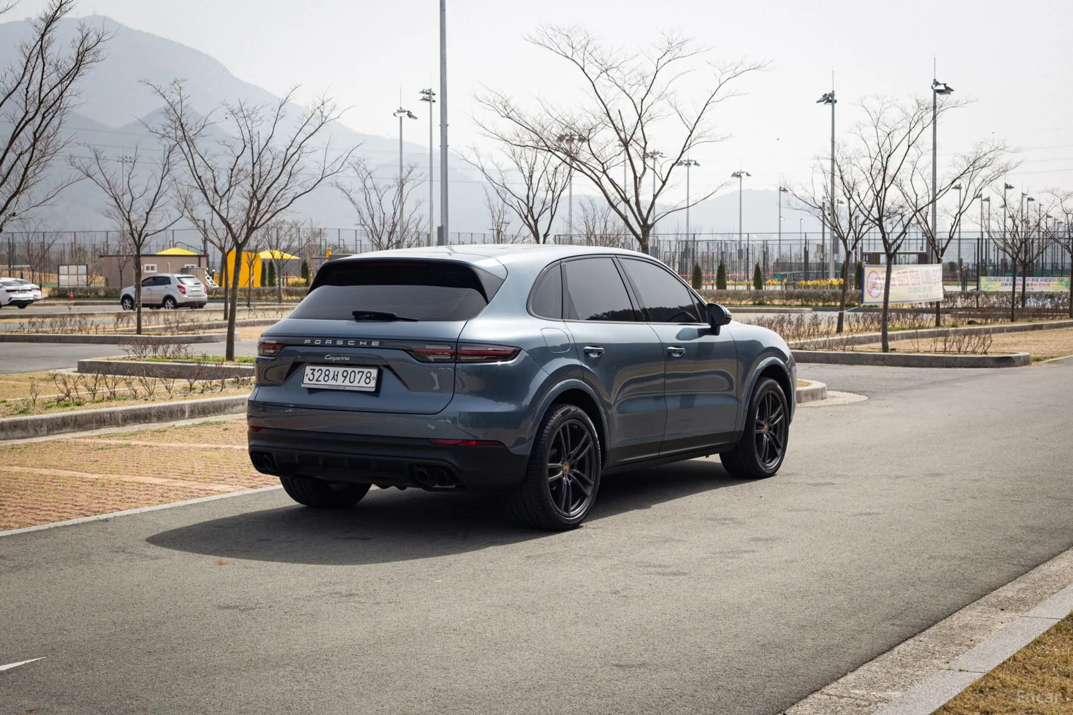 Porsche Cayenne (PO536) превью 2
