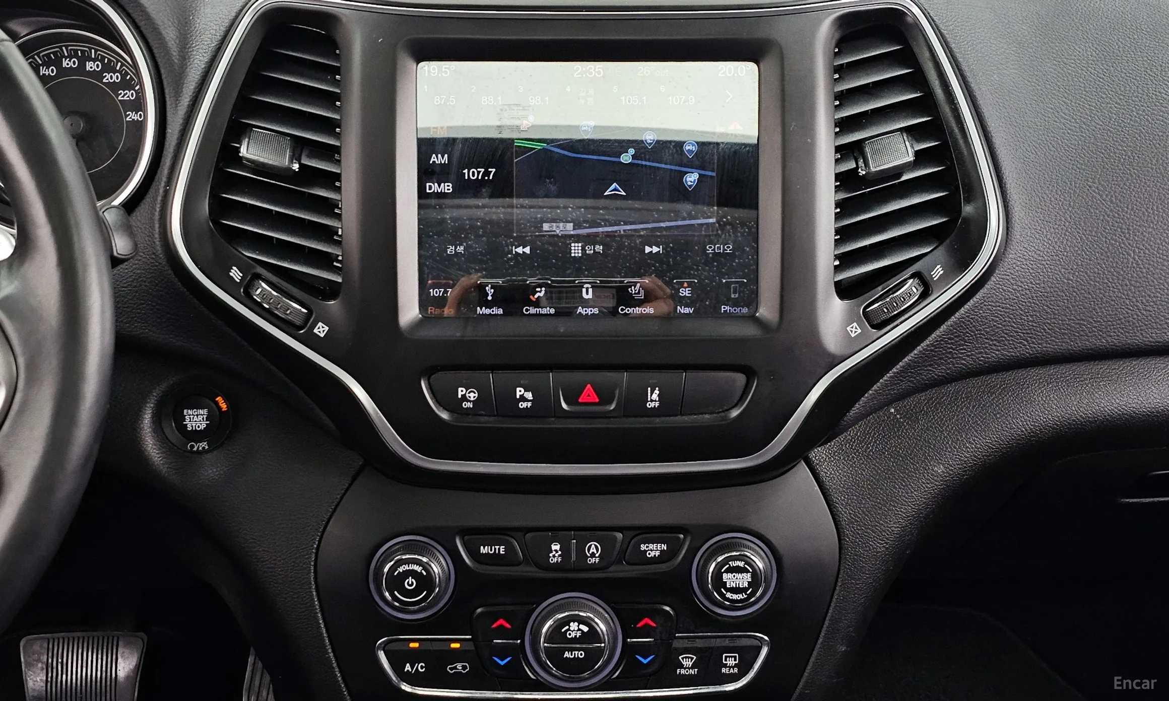 Jeep Cherokee (KL) превью 14