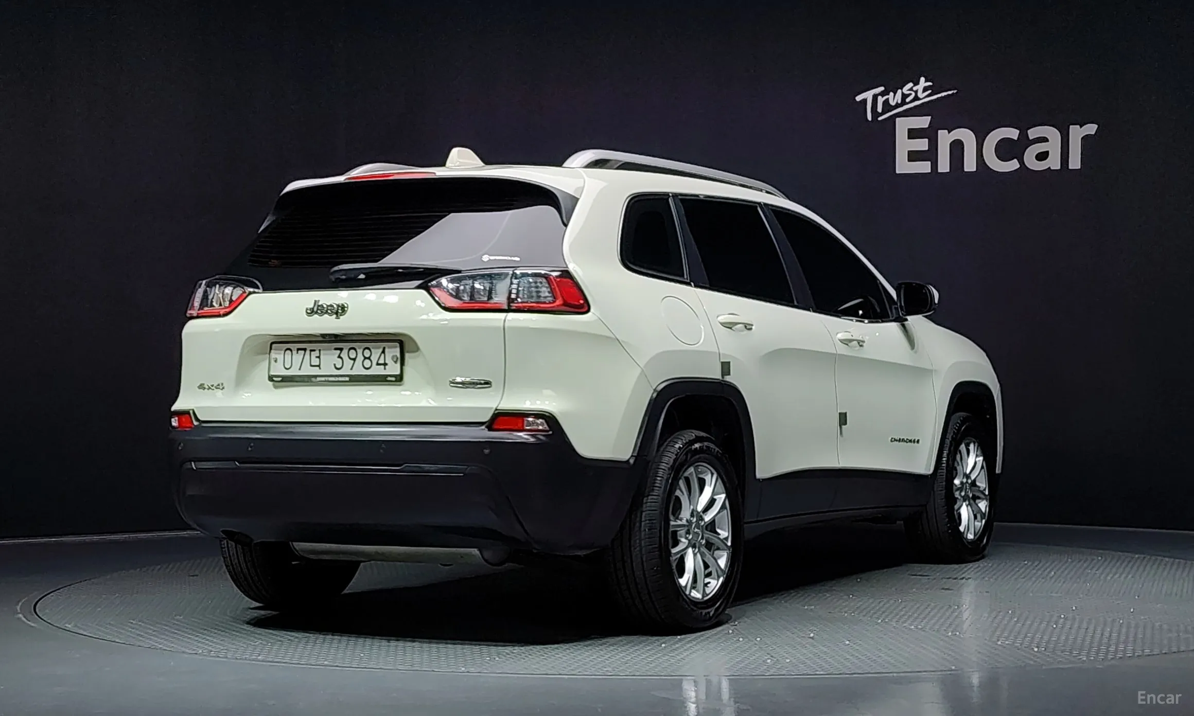 Jeep Cherokee (KL) превью 2