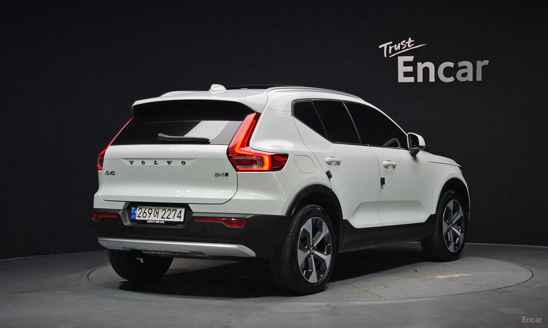 Volvo XC40 превью 2