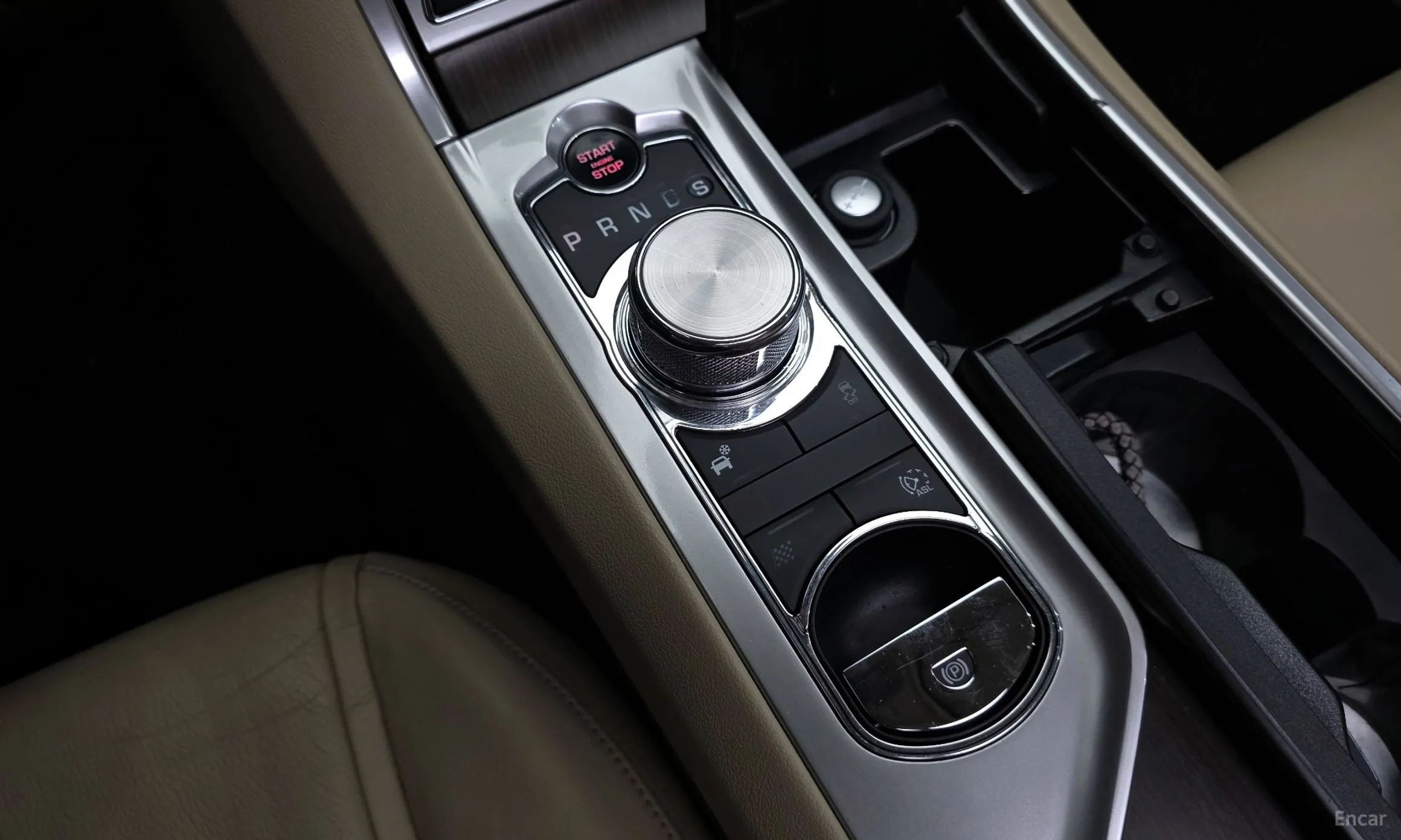 Jaguar New XF превью 9