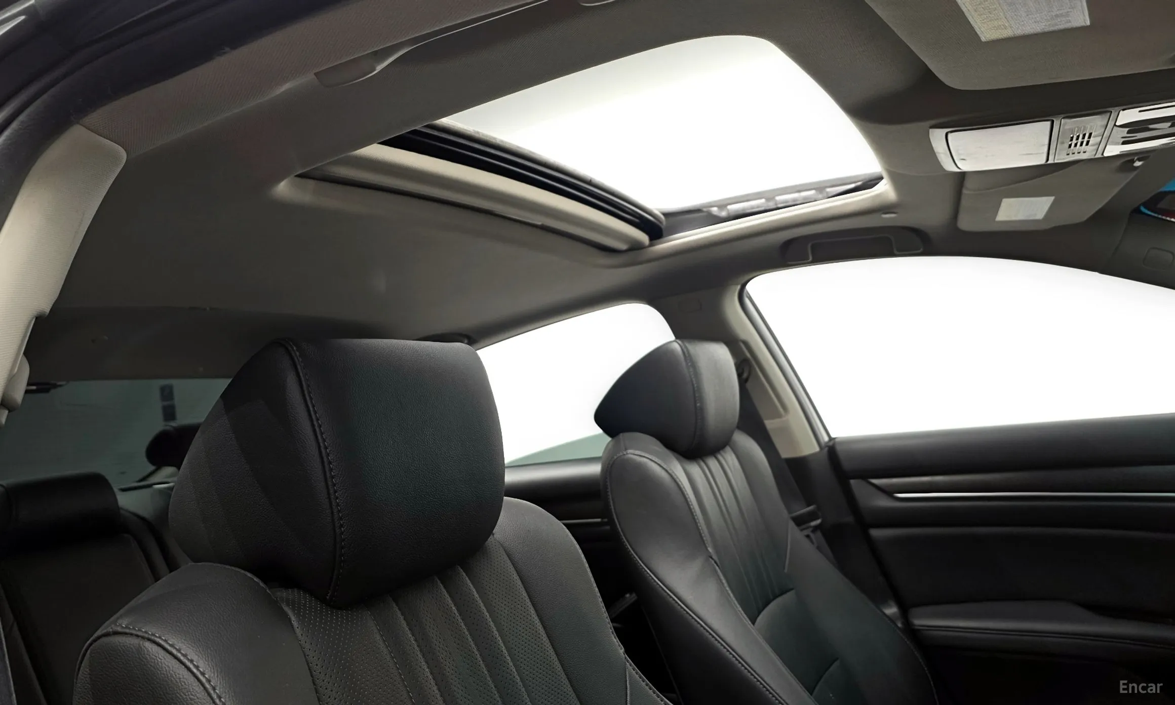 Honda Accord 10th Generation превью 15