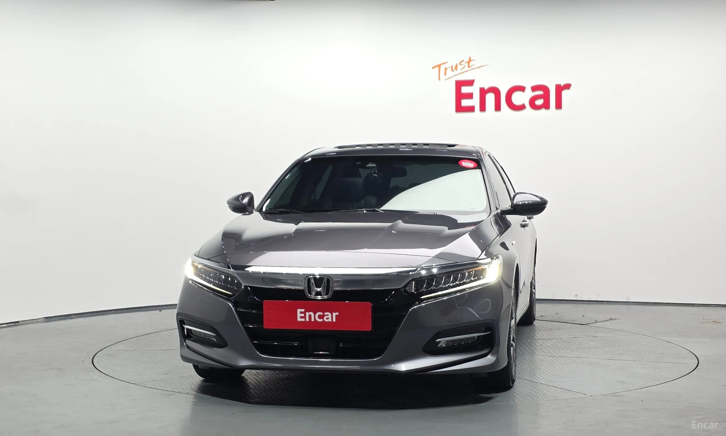 Honda Accord 10th Generation превью 3
