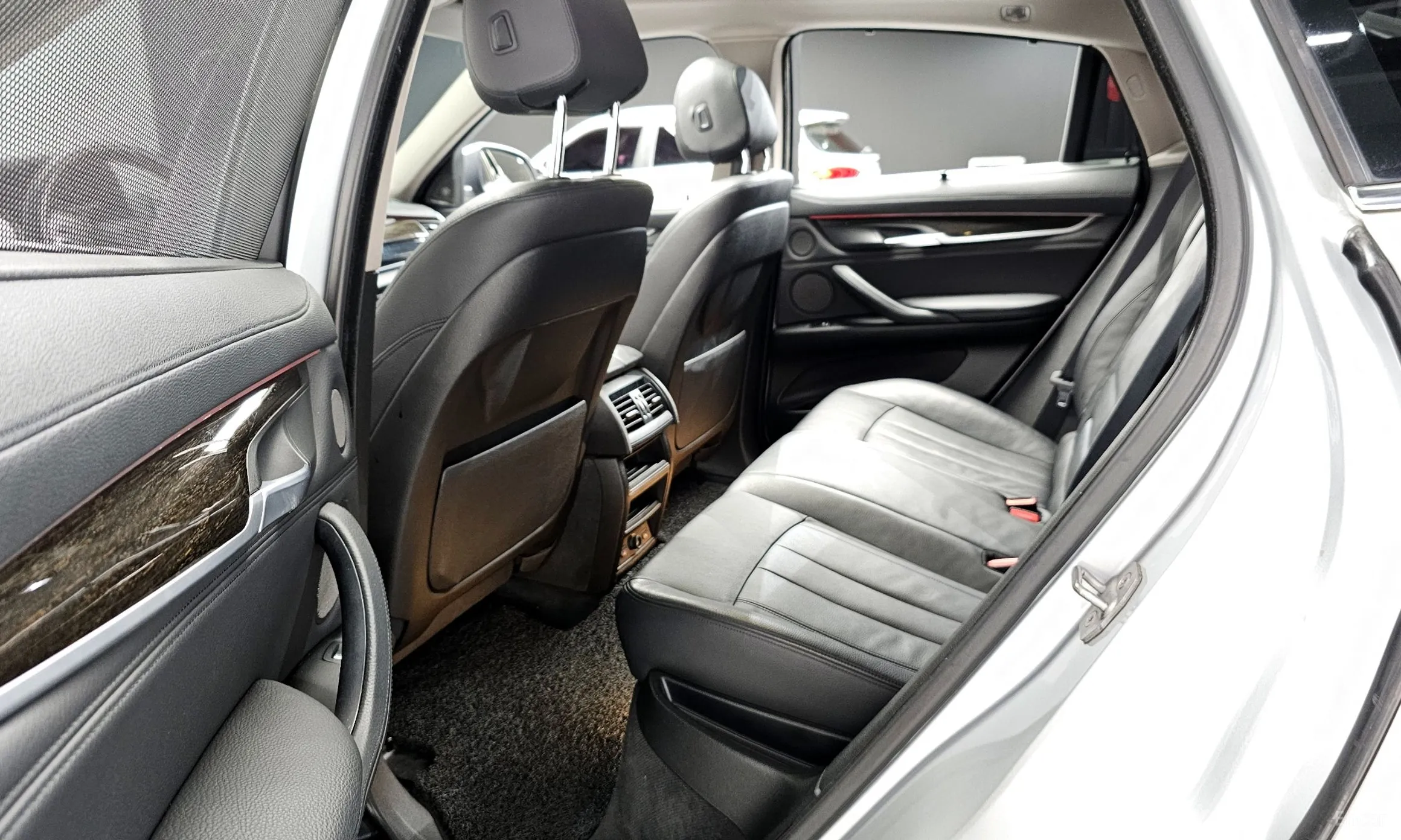 BMW X6 (F16) превью 11