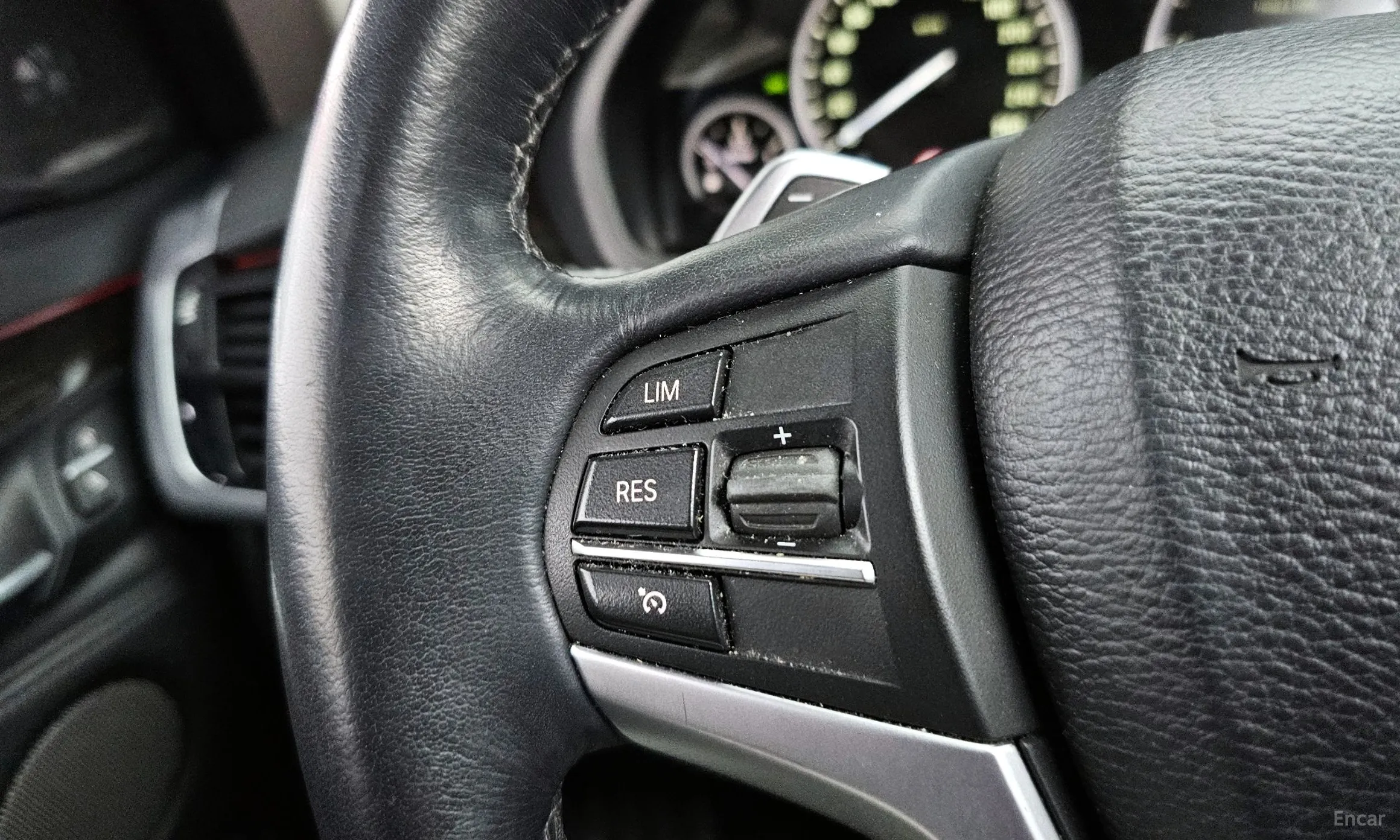 BMW X6 (F16) превью 16