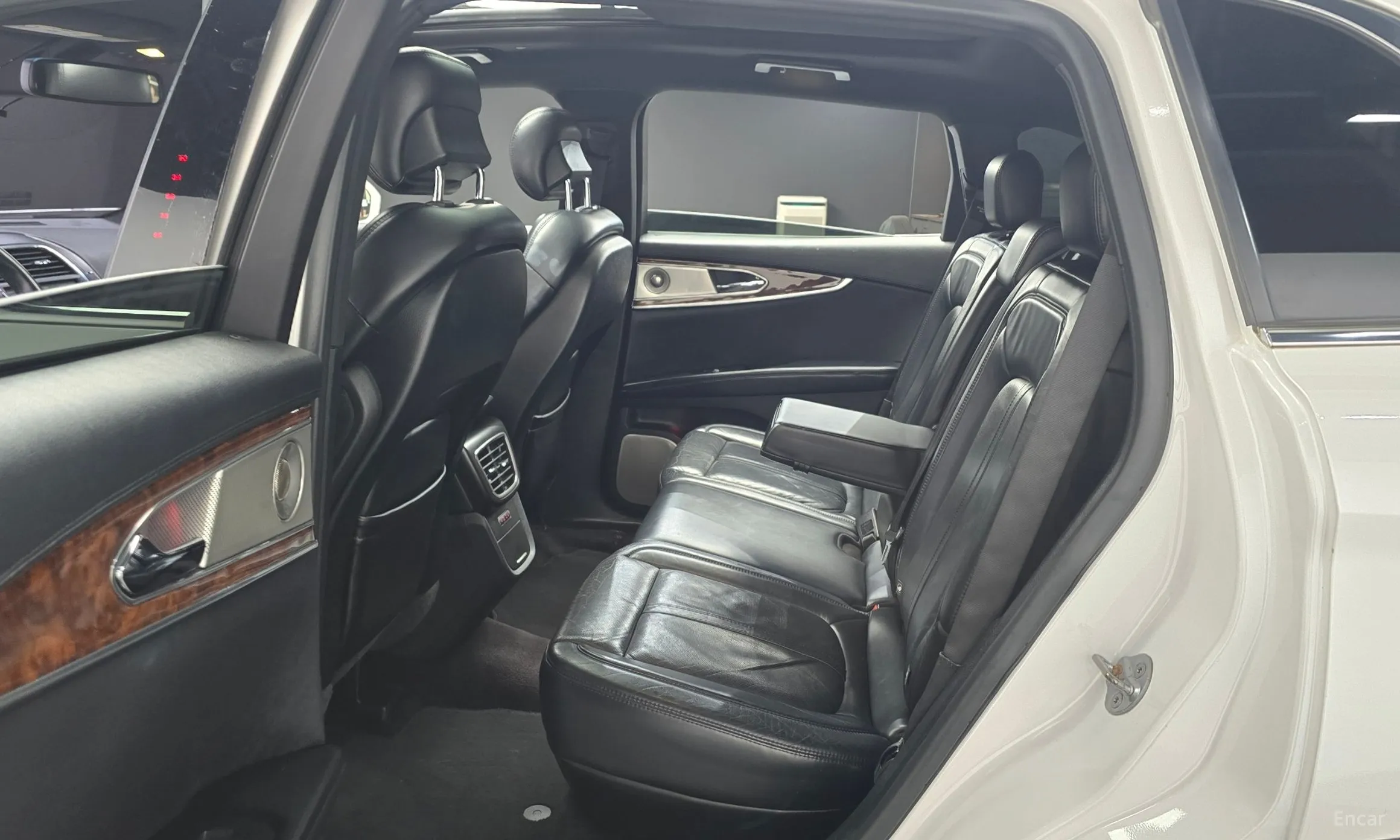 Lincoln MKX 2nd Generation превью 12