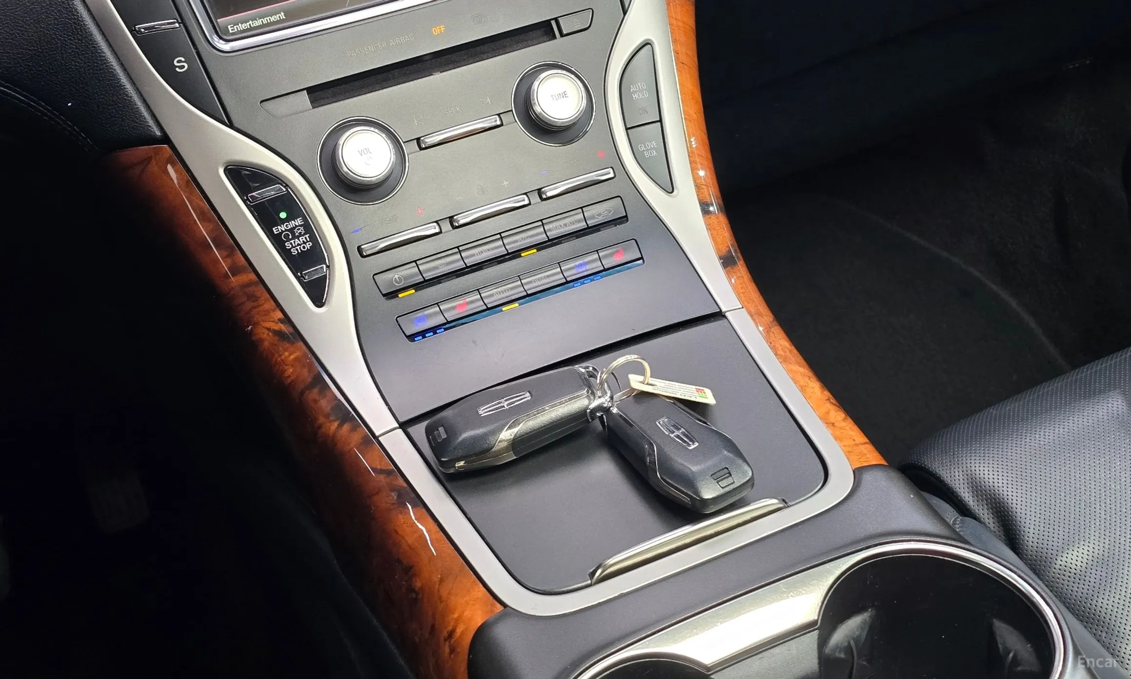 Lincoln MKX 2nd Generation превью 19