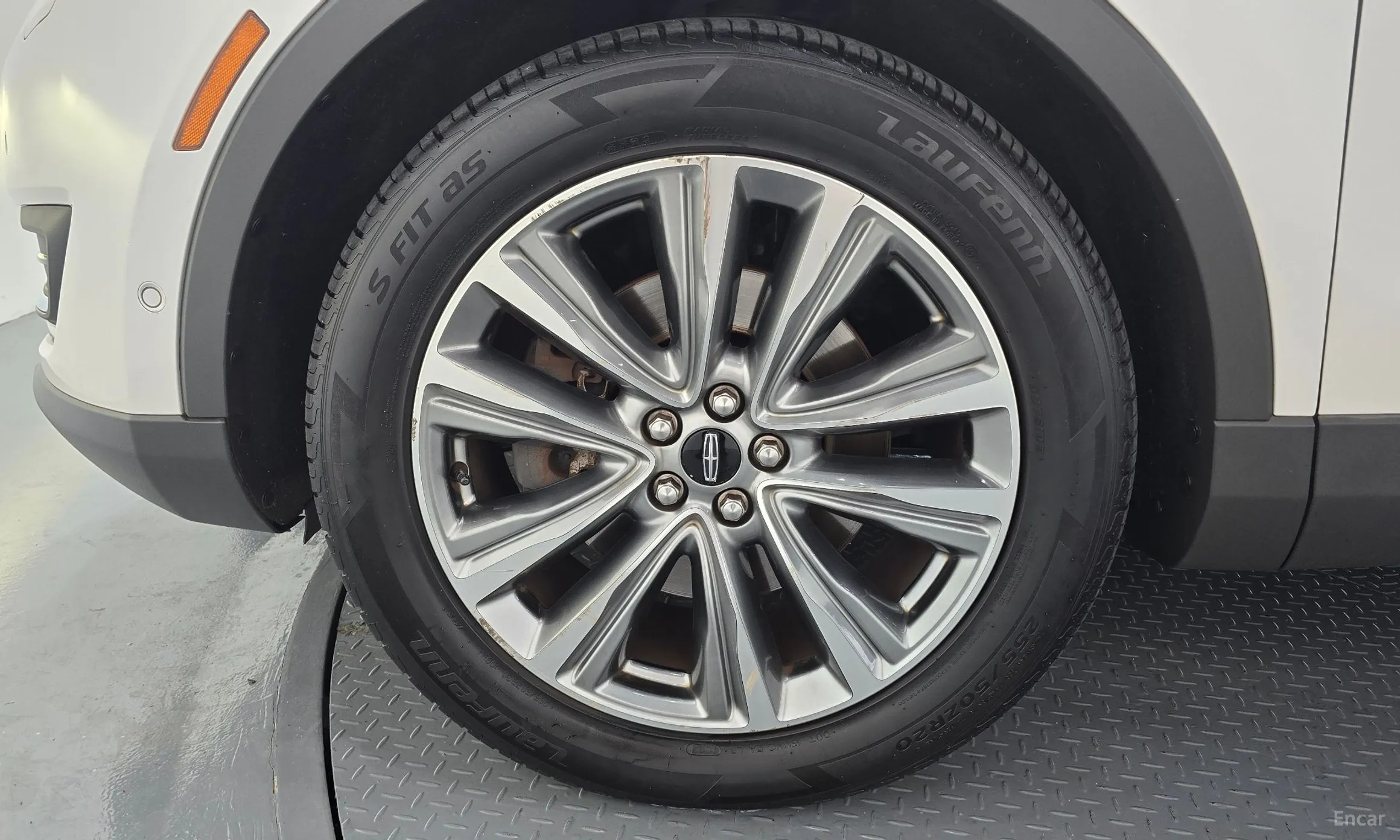 Lincoln MKX 2nd Generation превью 5