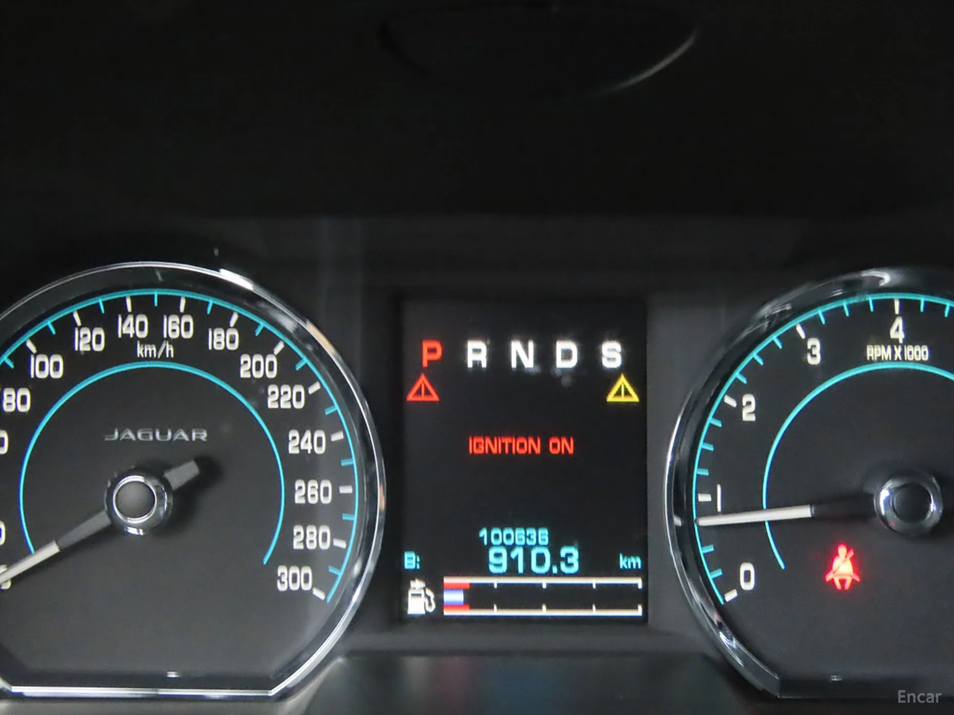 Jaguar New XF превью 13