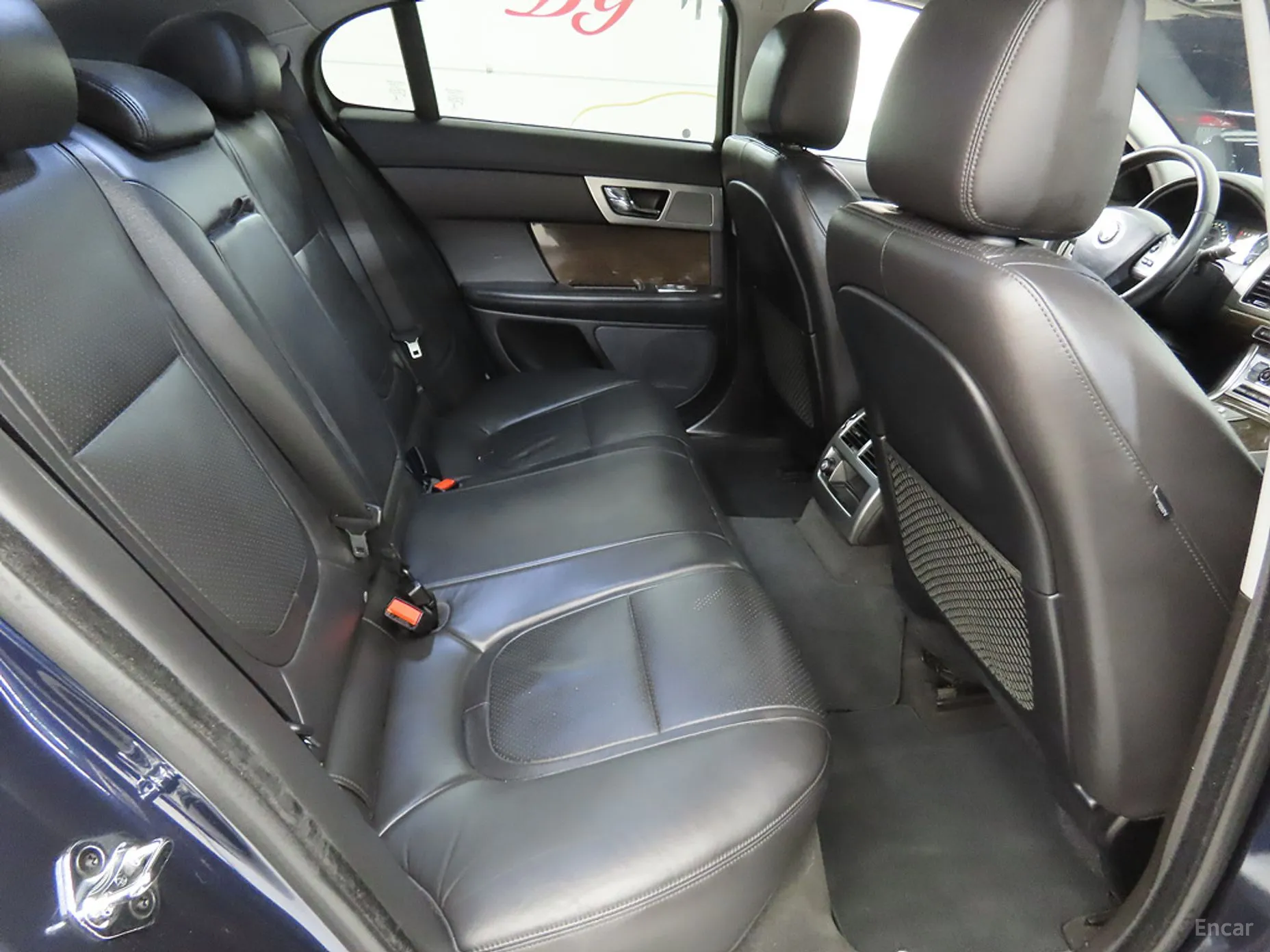 Jaguar New XF превью 7